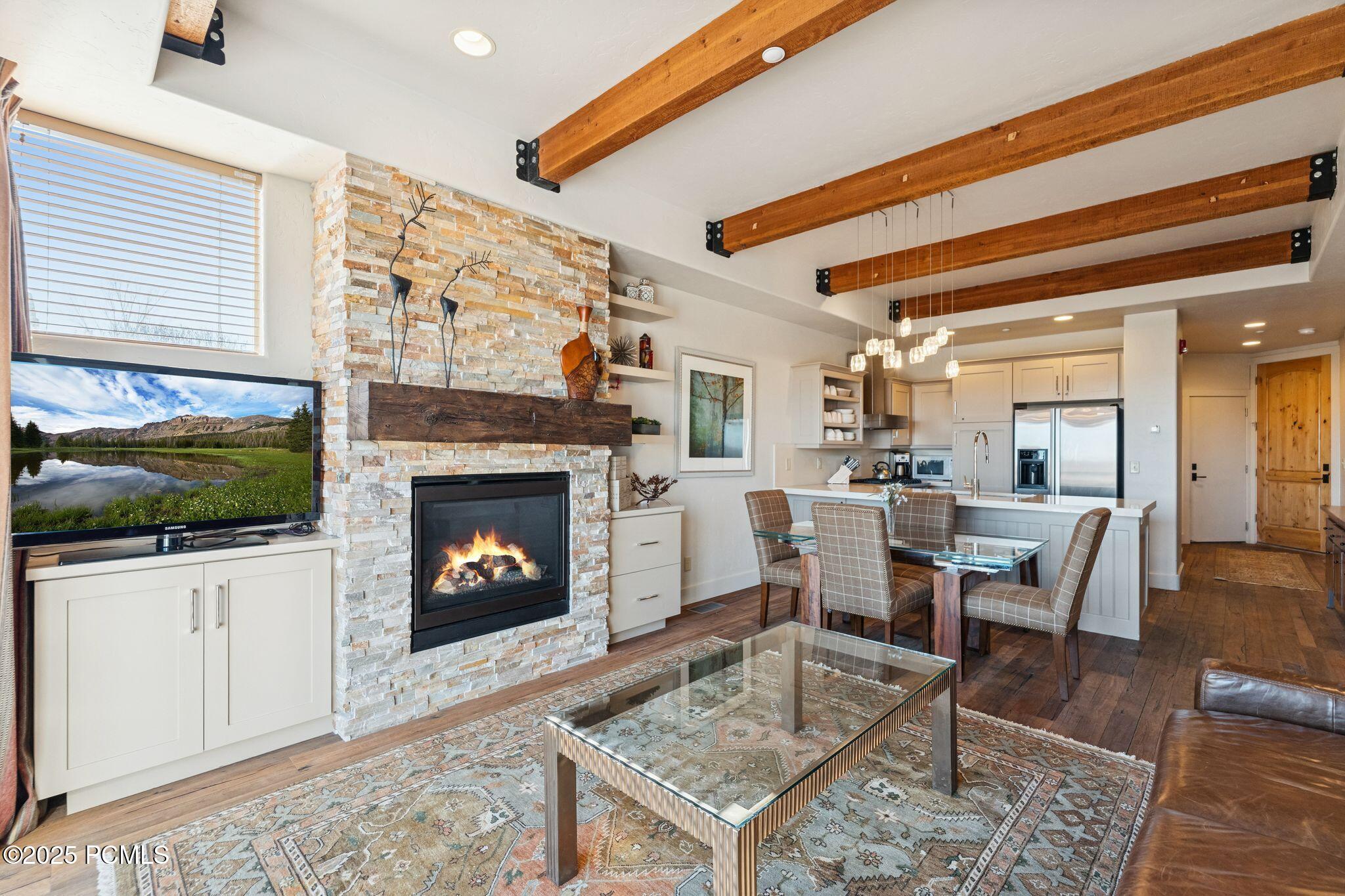 6056 S Park Lane, 59