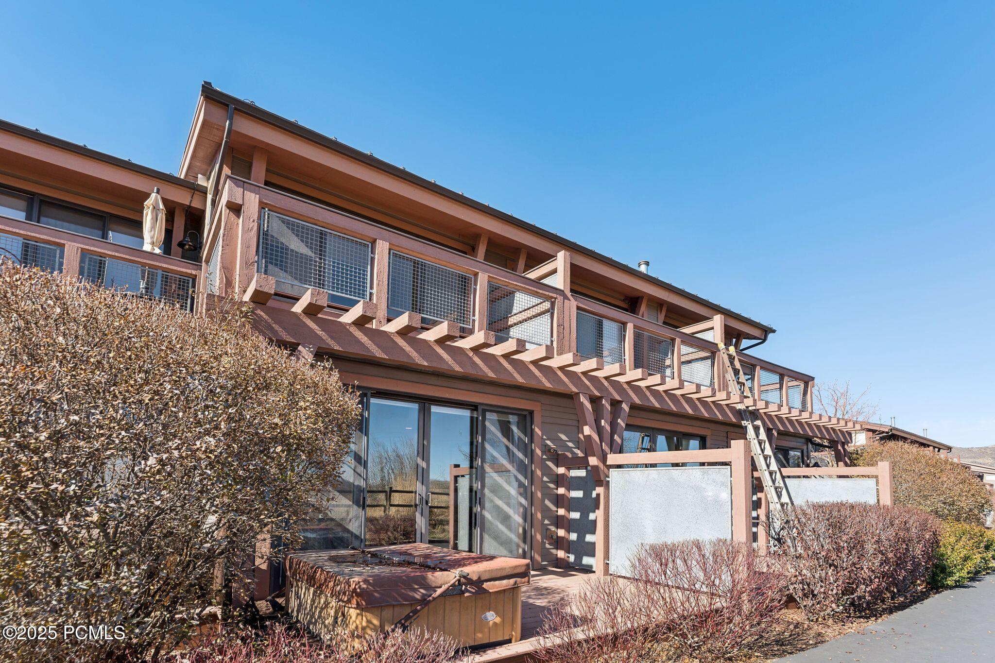 6056 S Park Lane, 59