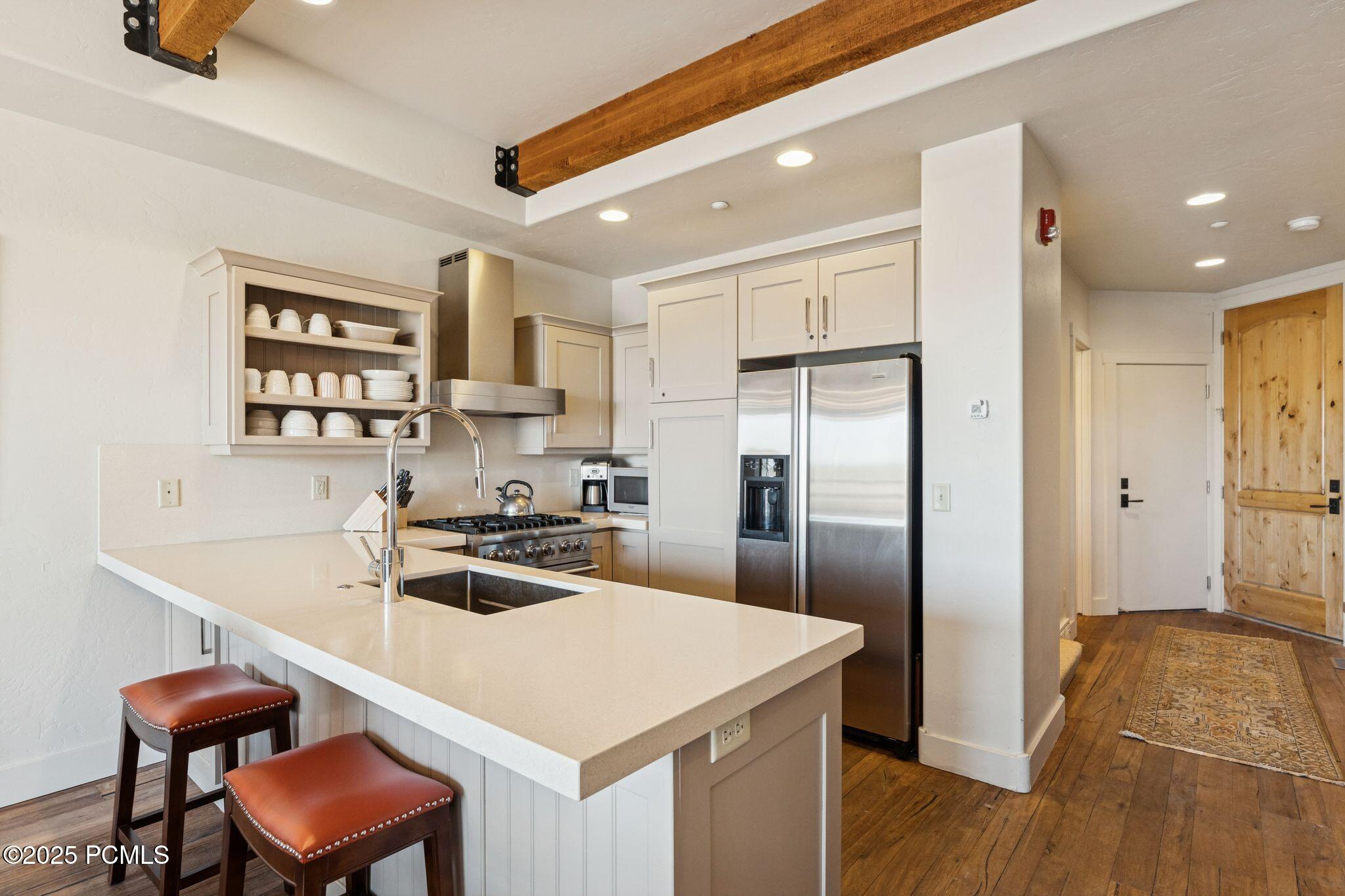 6056 S Park Lane, 59