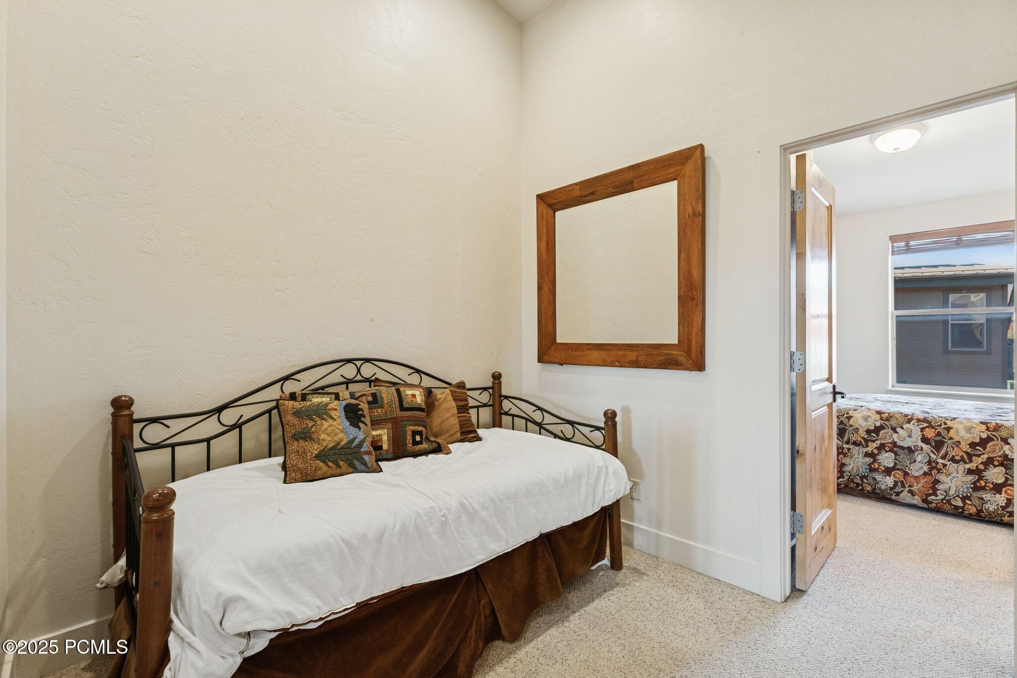 6056 S Park Lane, 59