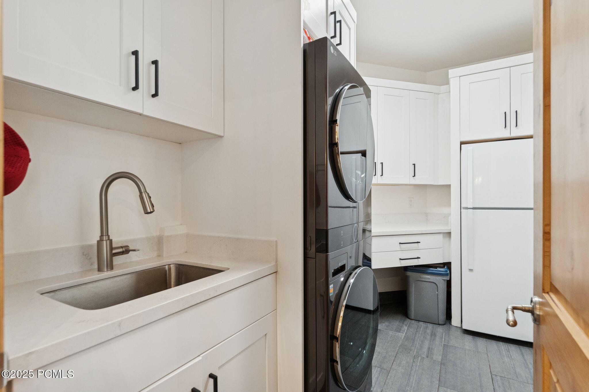 6035 Mountain Ranch Drive