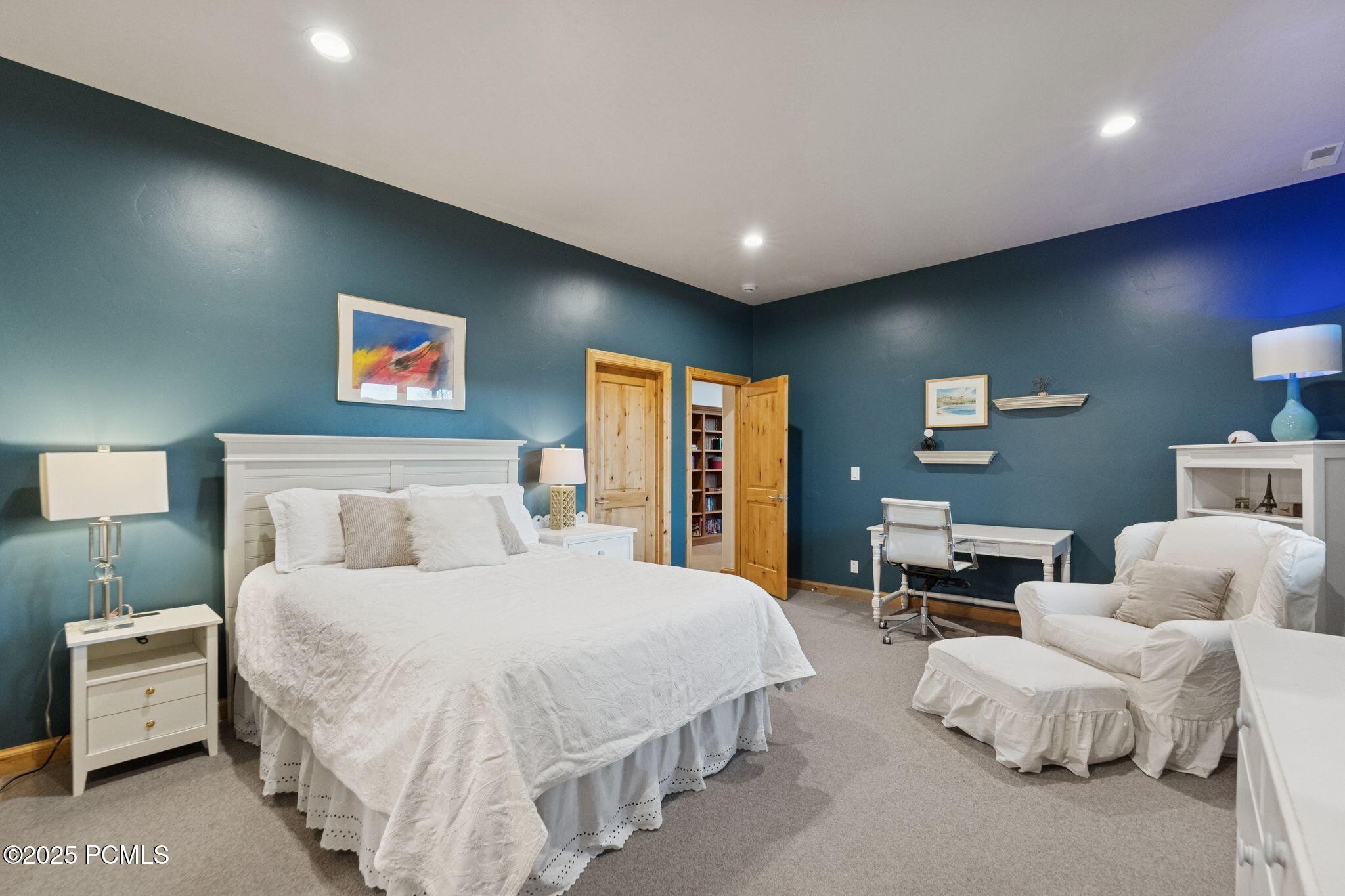 6035 Mountain Ranch Drive