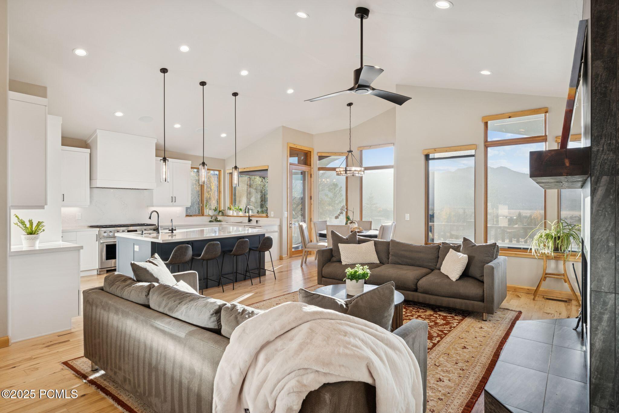 6035 Mountain Ranch Drive