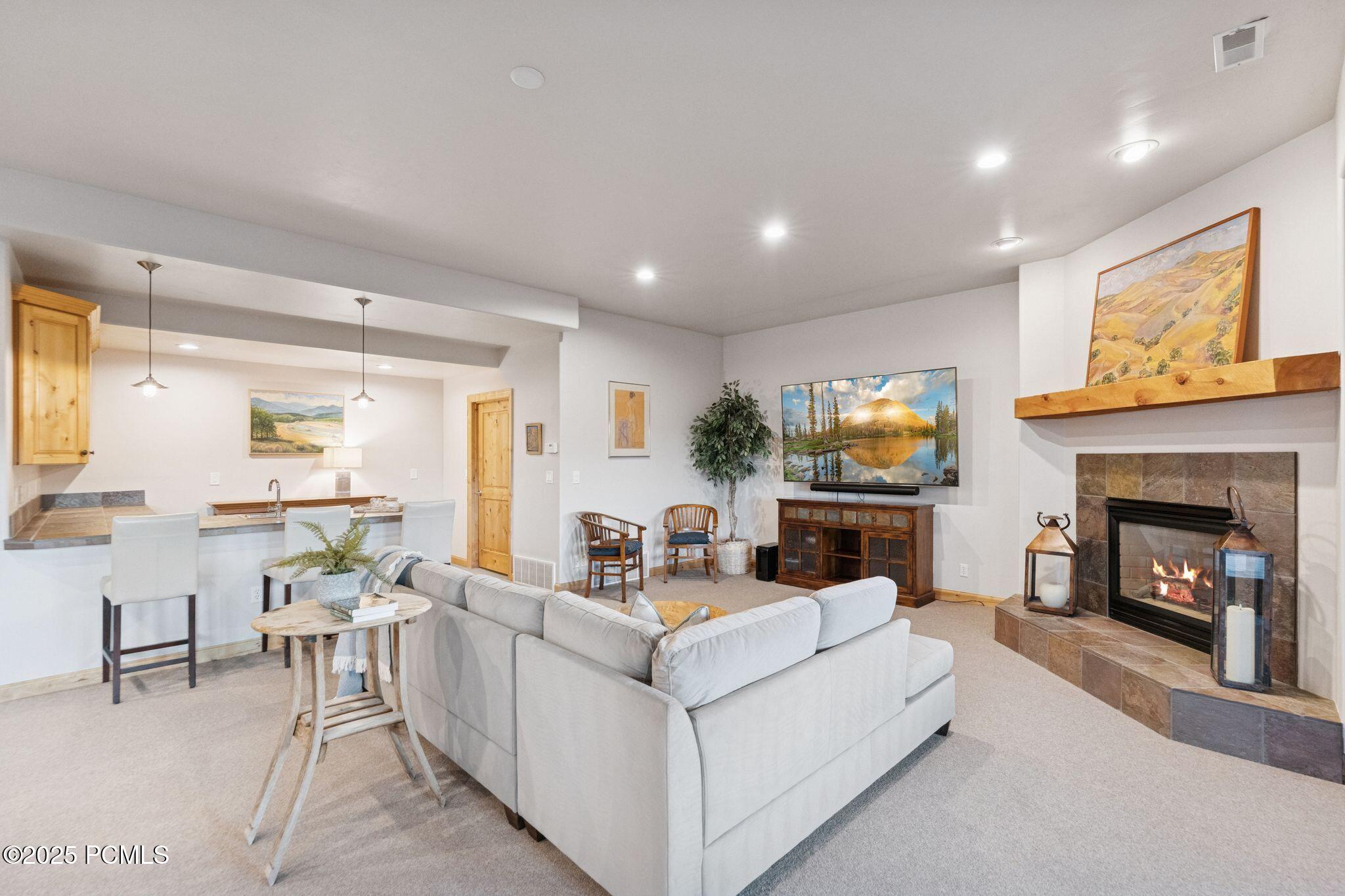 6035 Mountain Ranch Drive