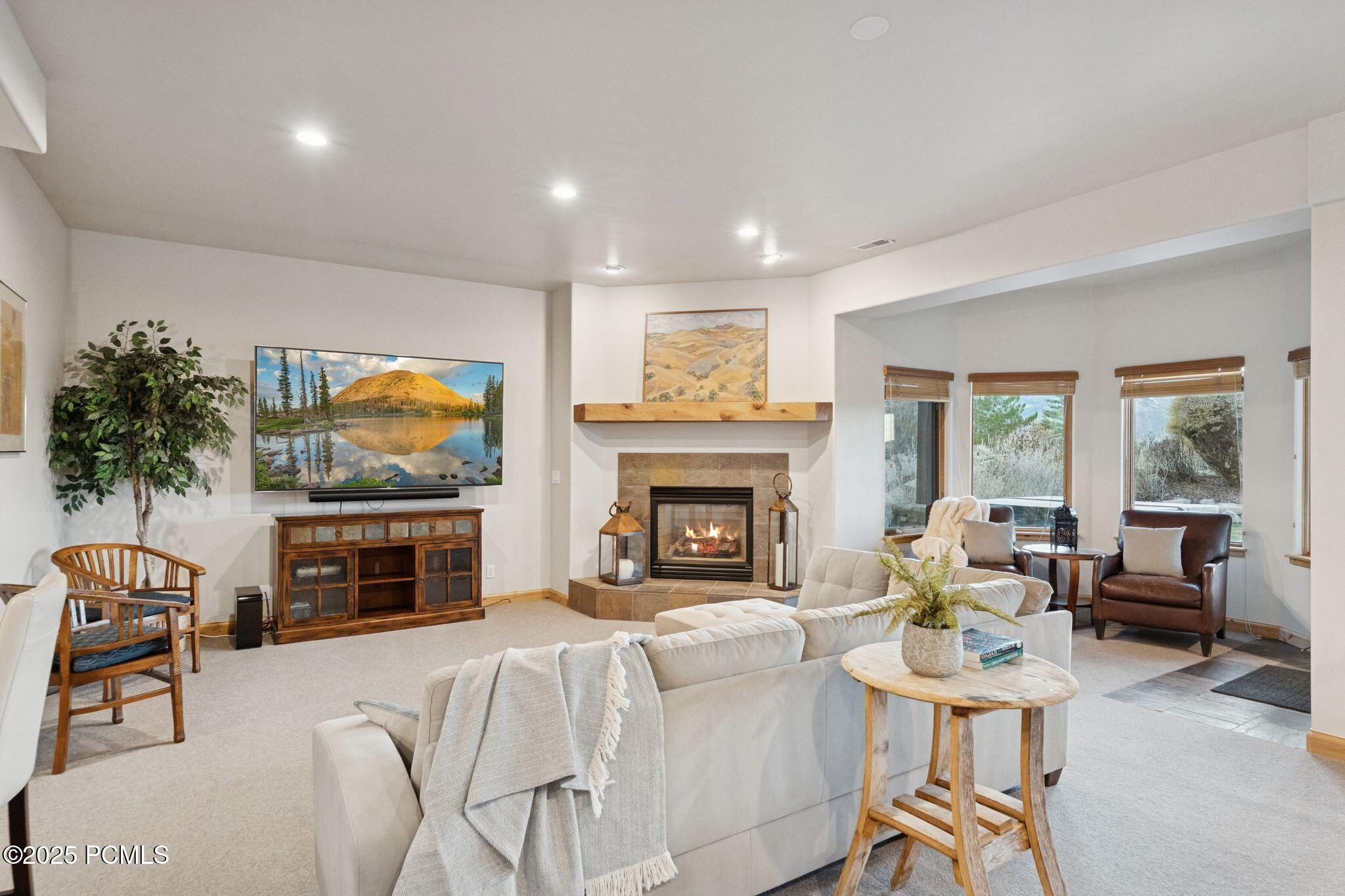 6035 Mountain Ranch Drive