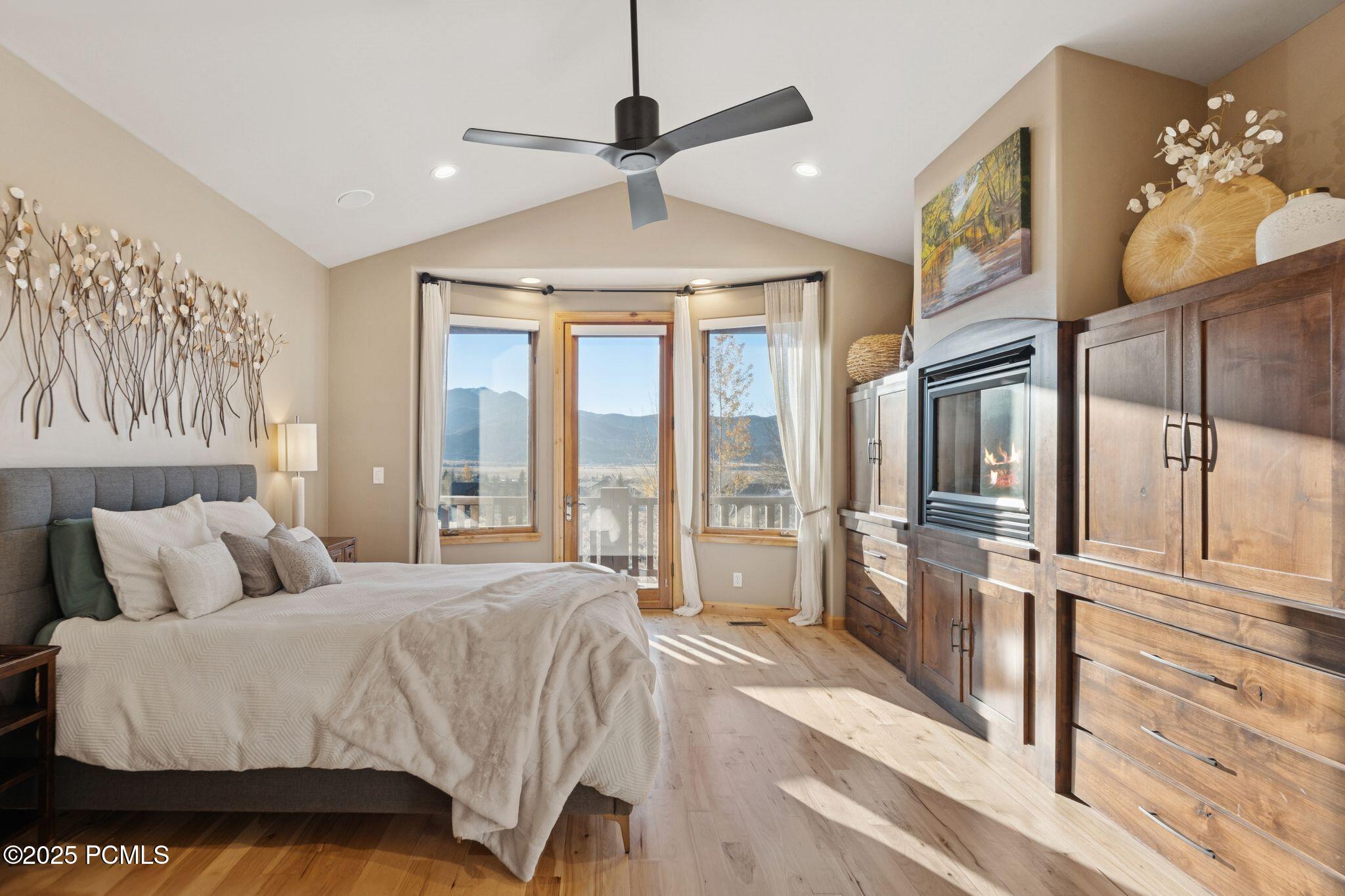 6035 Mountain Ranch Drive