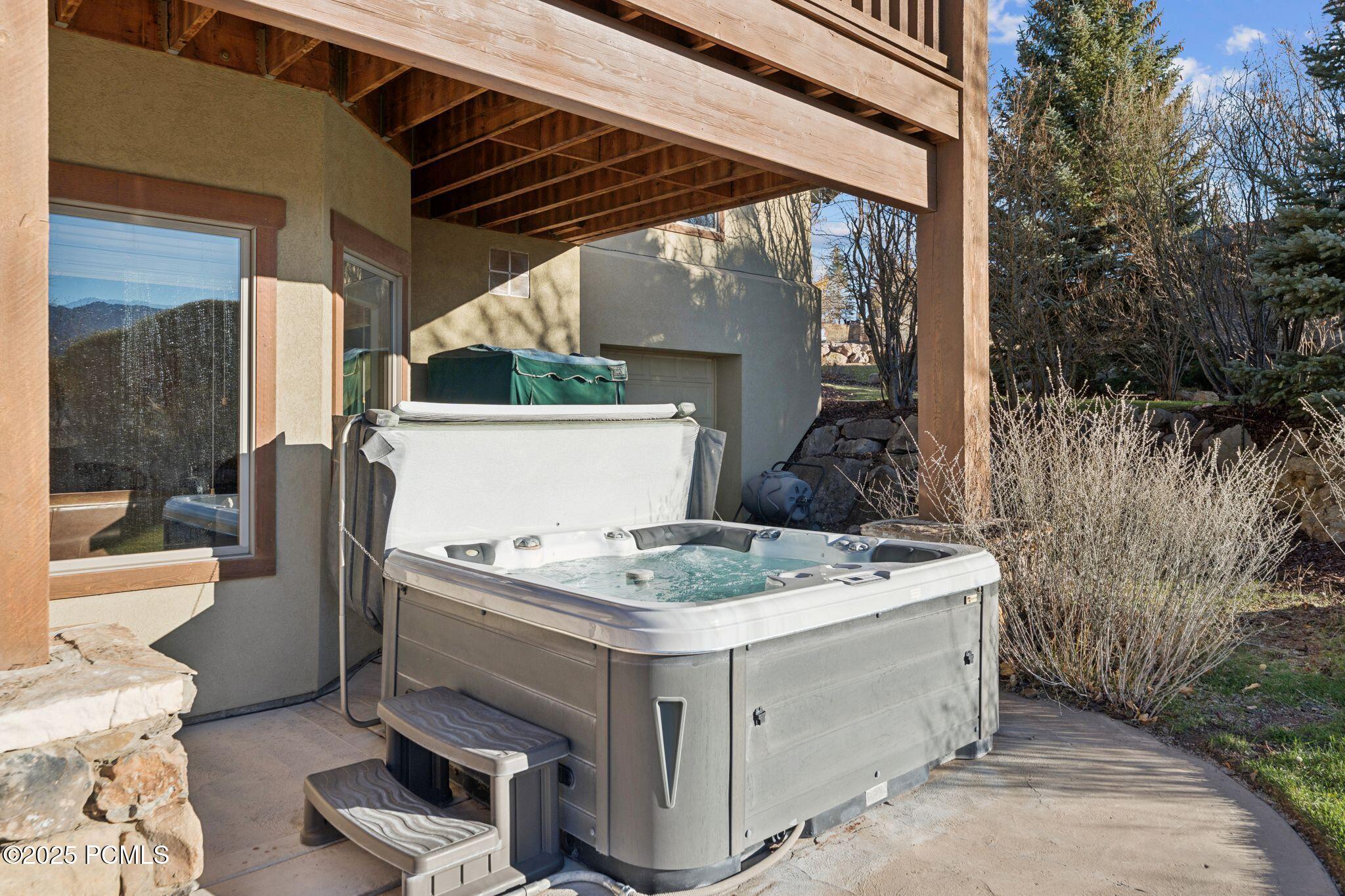 6035 Mountain Ranch Drive