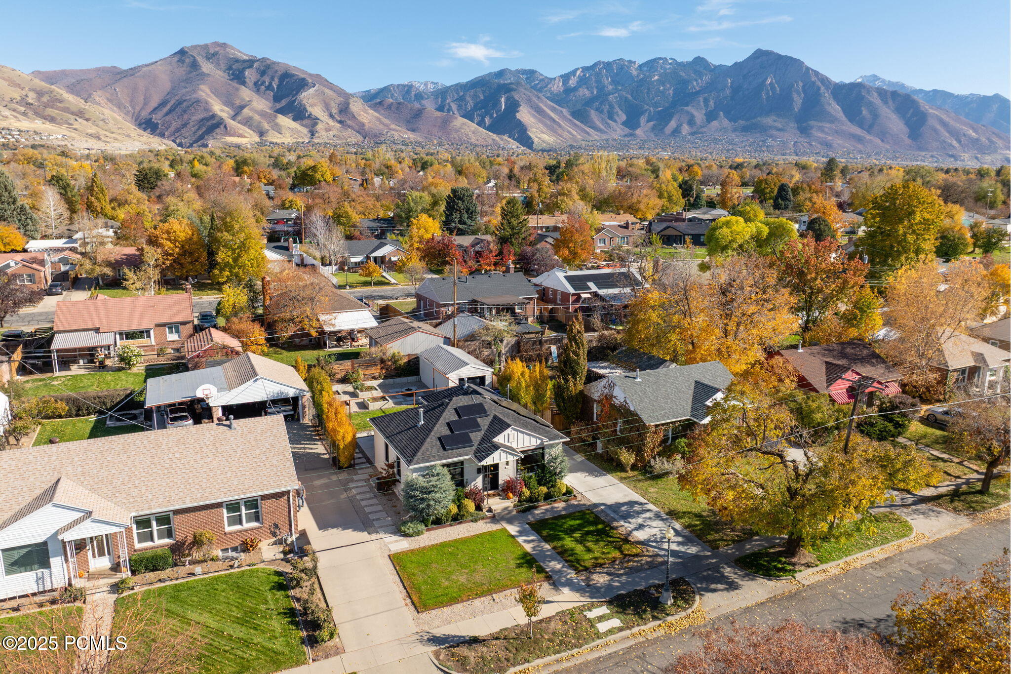 2719 S Imperial Street