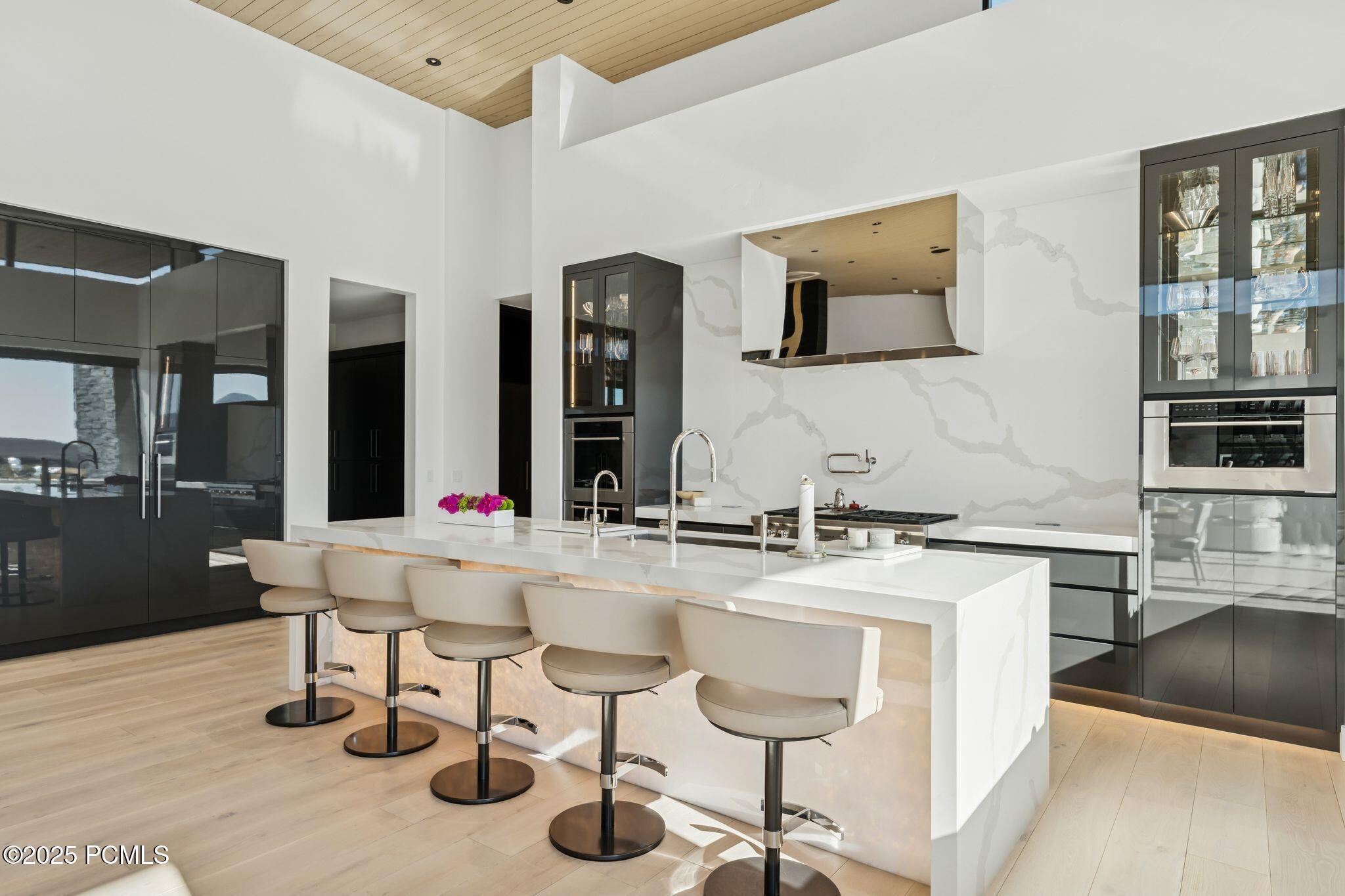 3404 E Wapiti Canyon Road