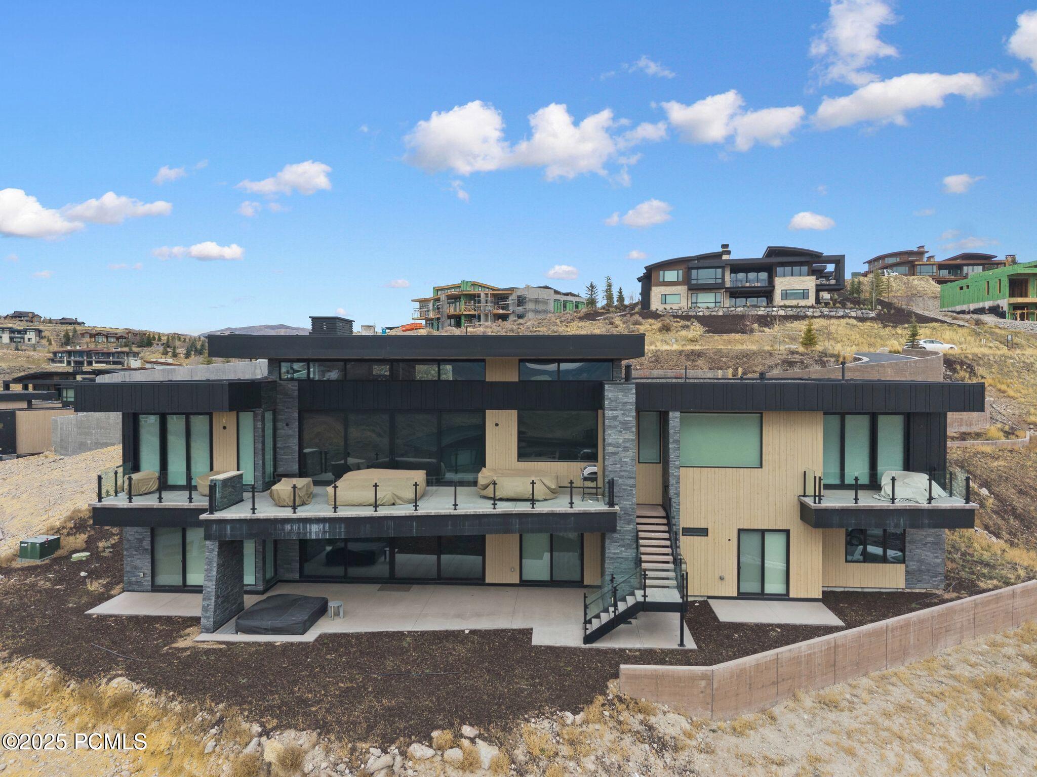 3404 E Wapiti Canyon Road