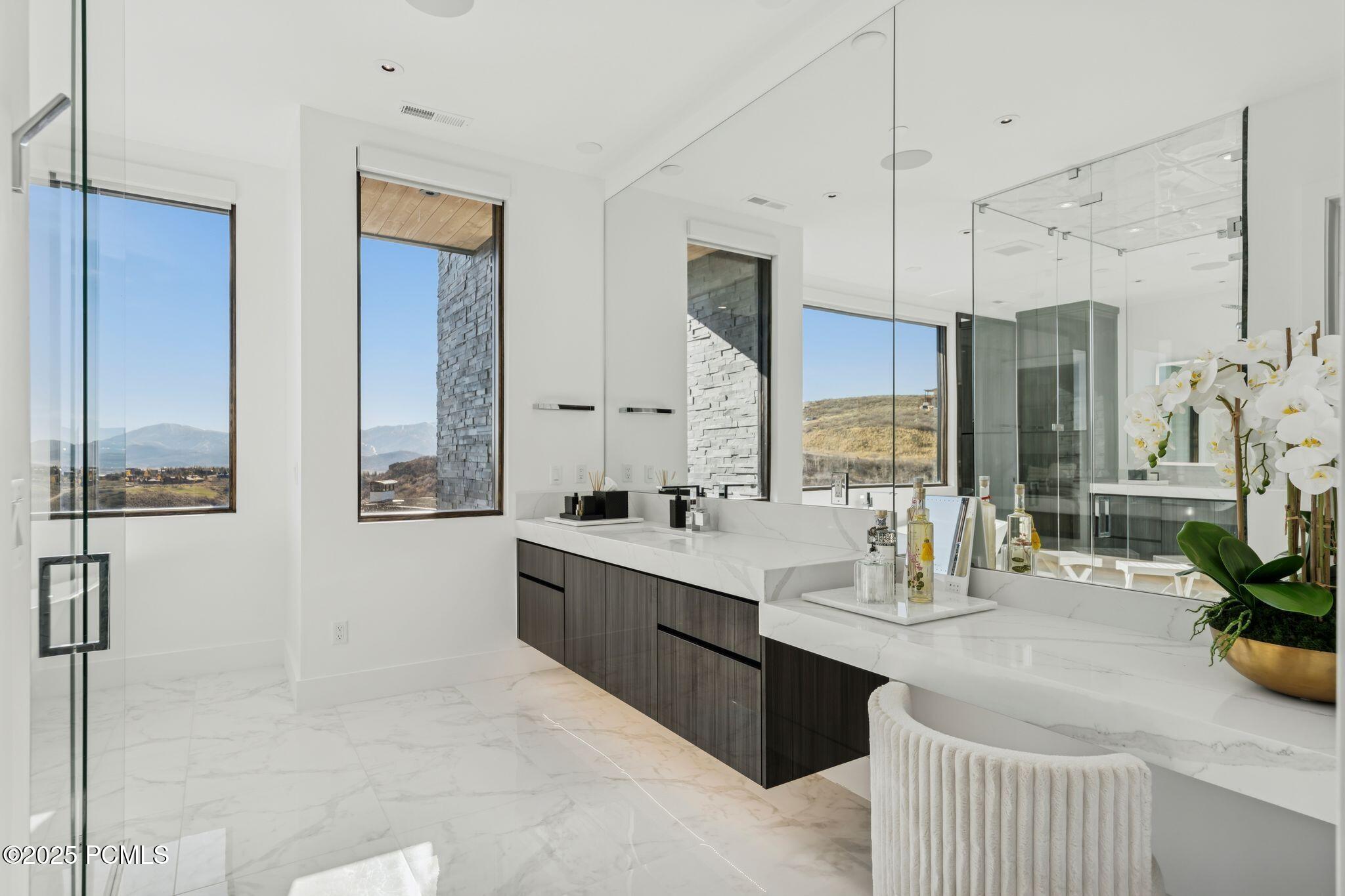 3404 E Wapiti Canyon Road