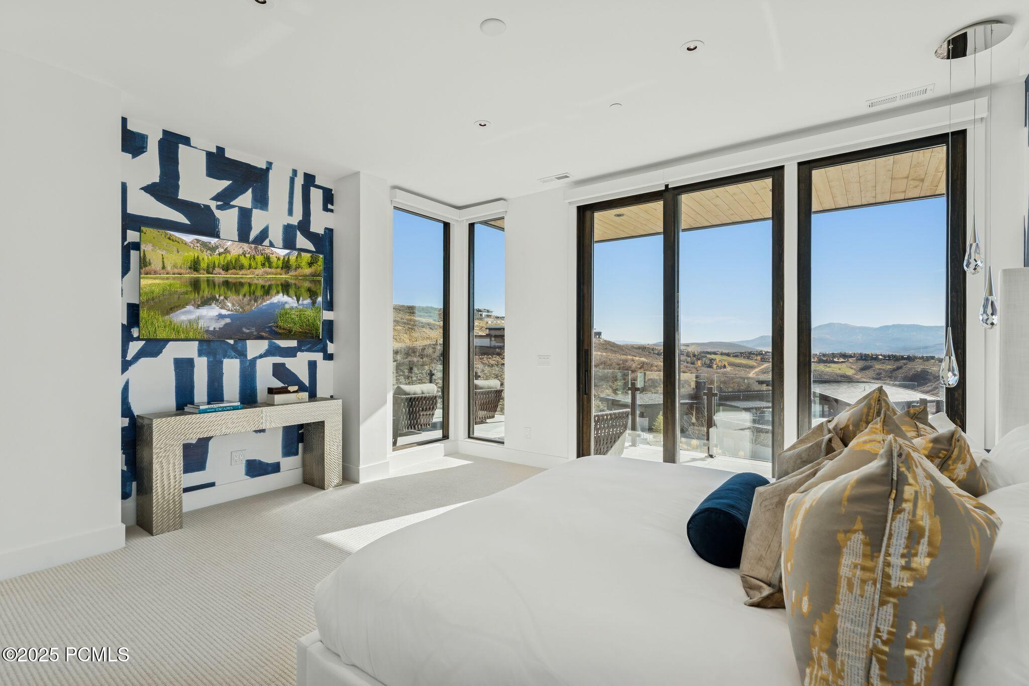 3404 E Wapiti Canyon Road