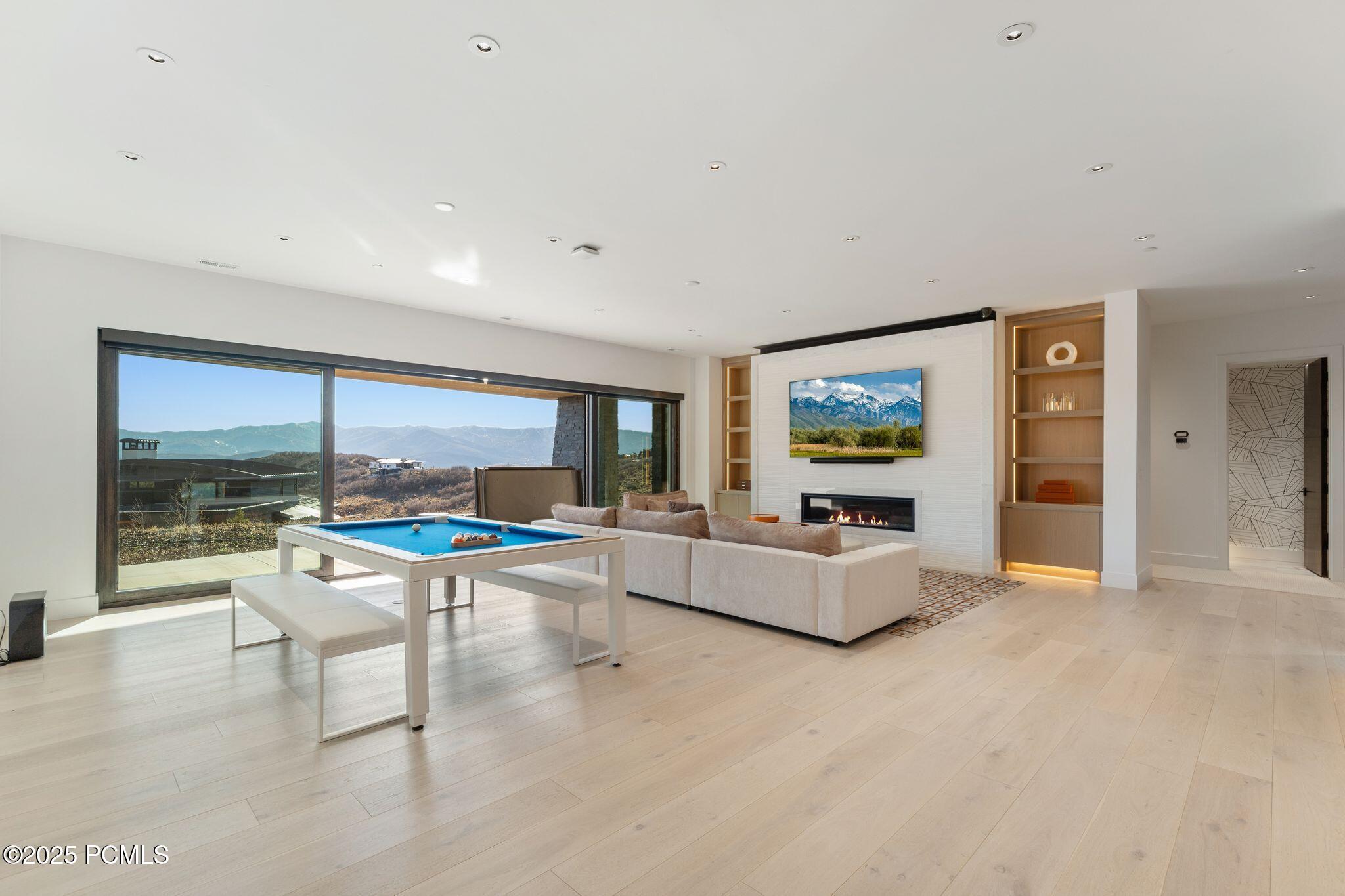 3404 E Wapiti Canyon Road