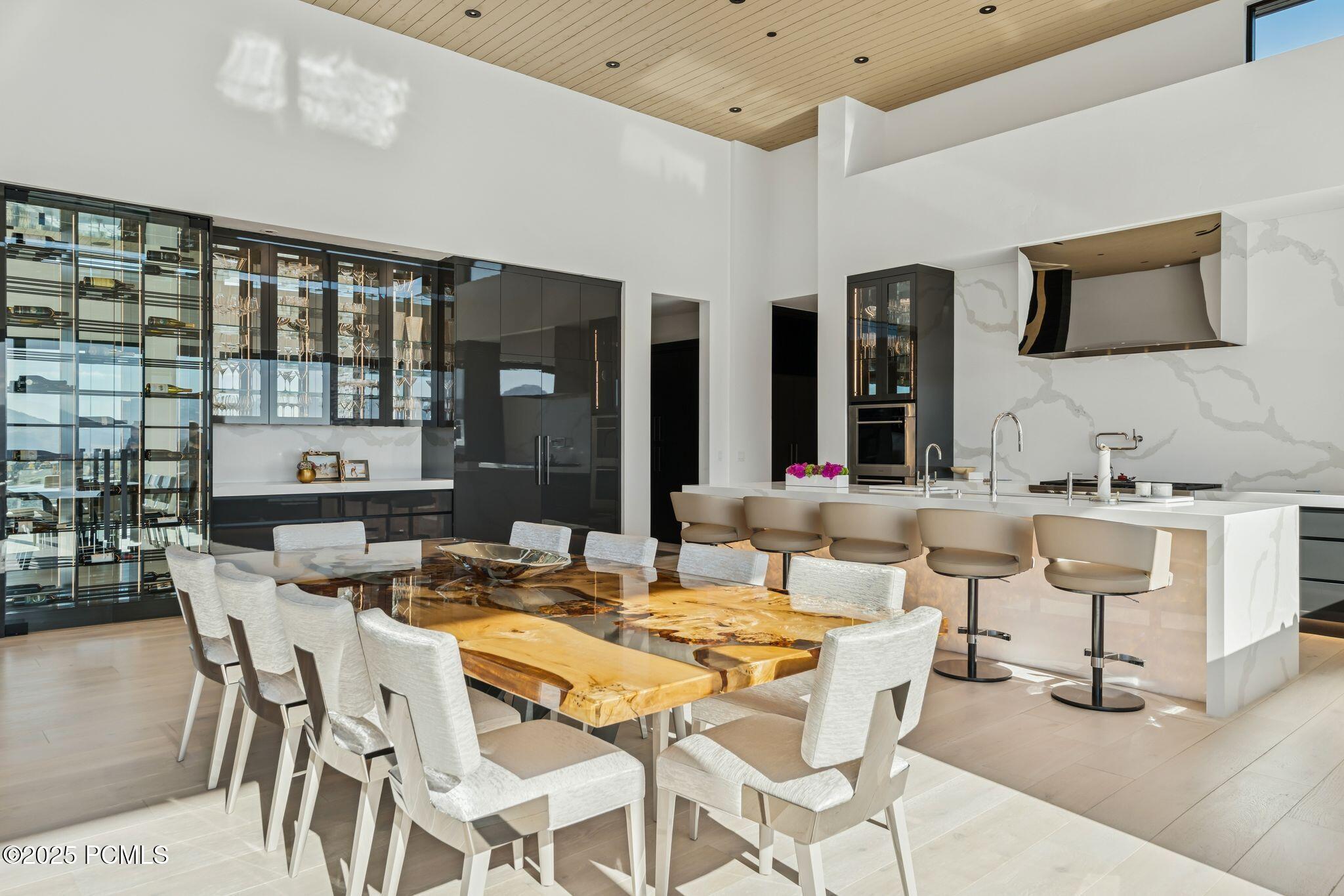 3404 E Wapiti Canyon Road