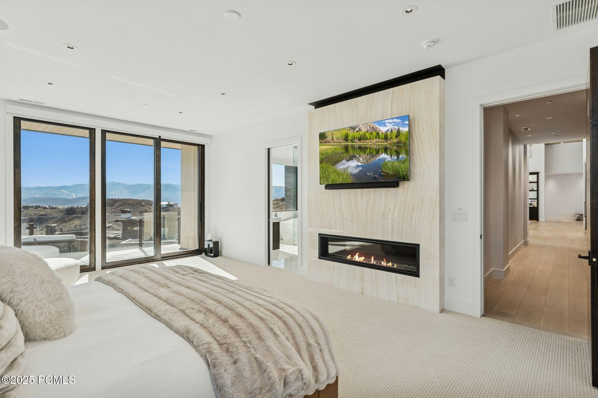 3404 E Wapiti Canyon Road