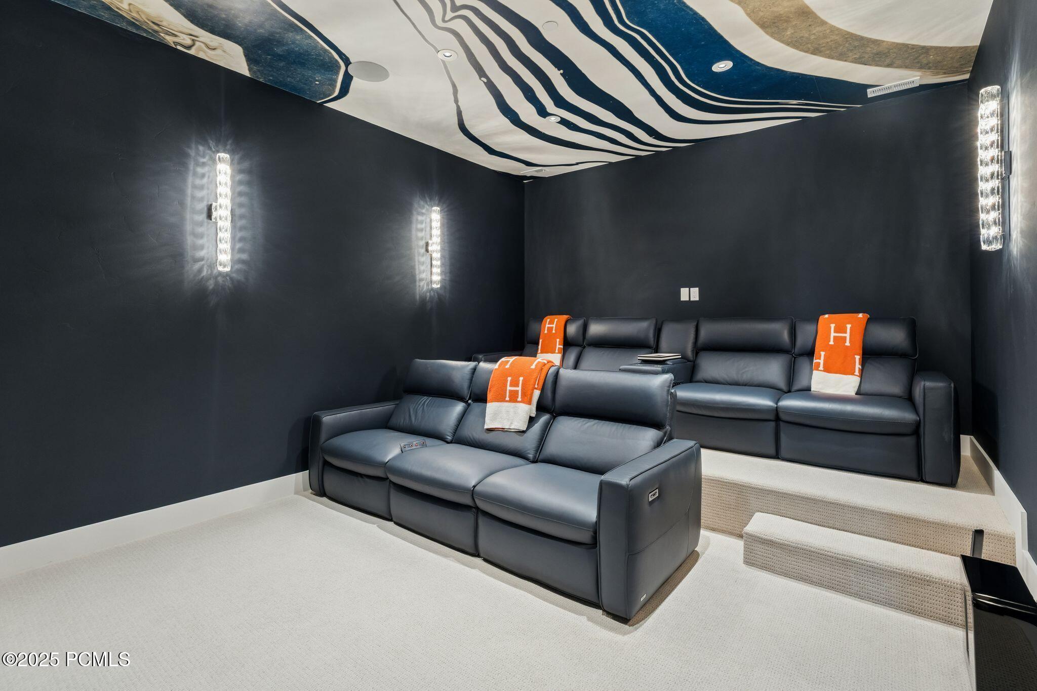 3404 E Wapiti Canyon Road