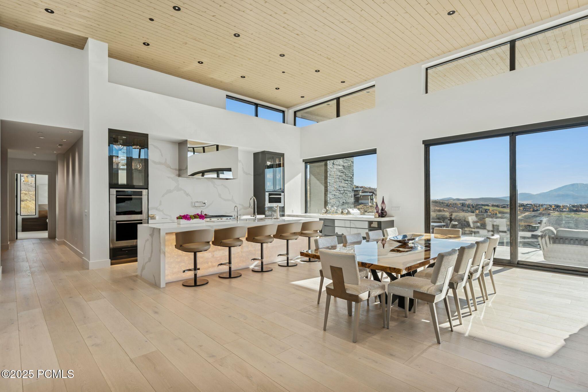 3404 E Wapiti Canyon Road