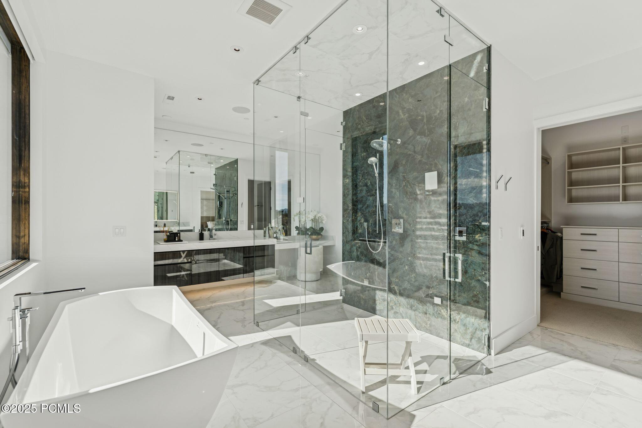 3404 E Wapiti Canyon Road