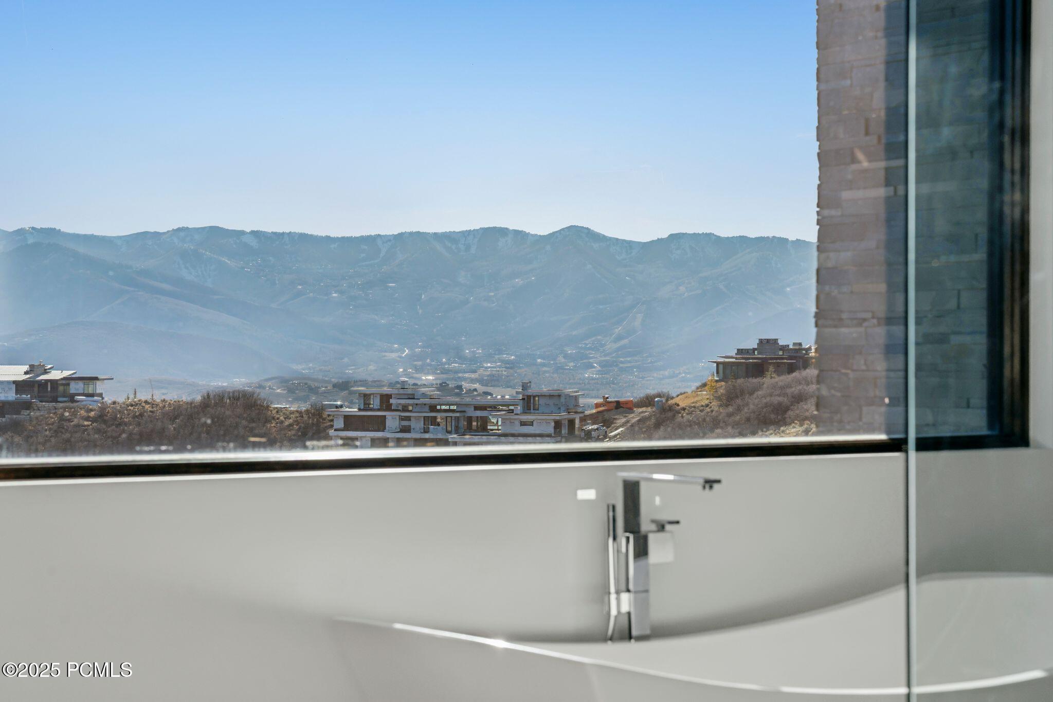 3404 E Wapiti Canyon Road