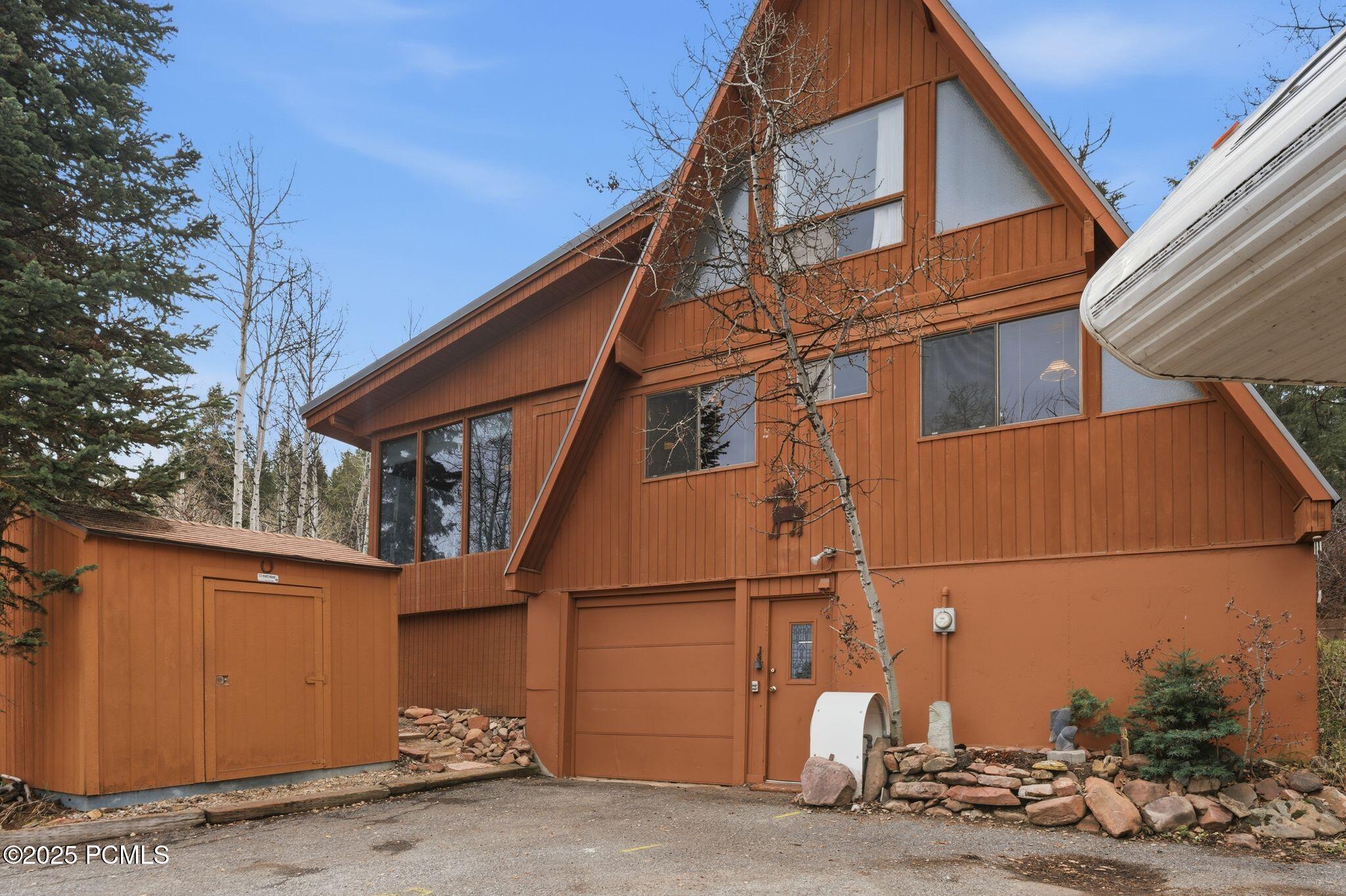 4915 W Ponderosa Drive