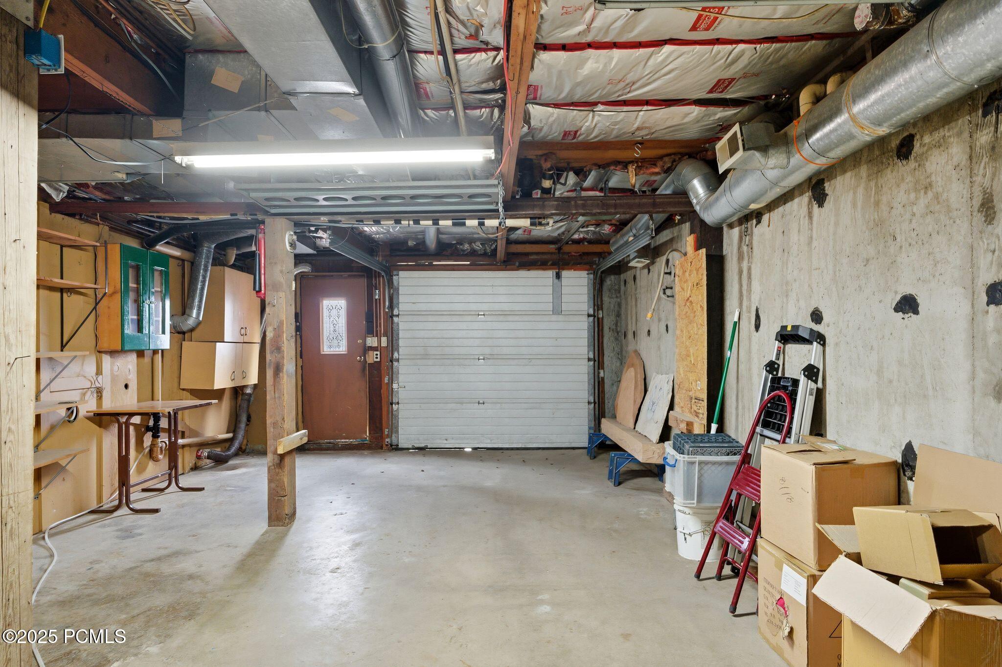 4915 W Ponderosa Drive