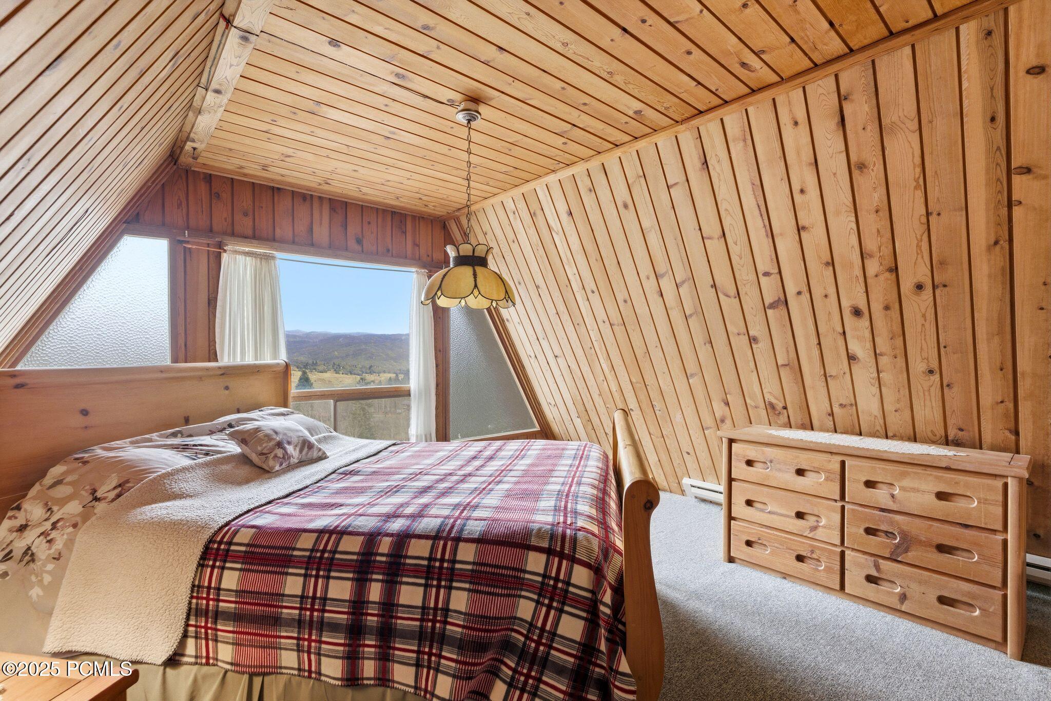 4915 W Ponderosa Drive