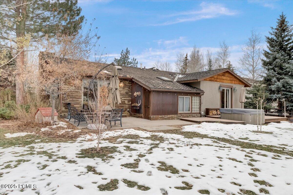 2350 Lucky John Drive