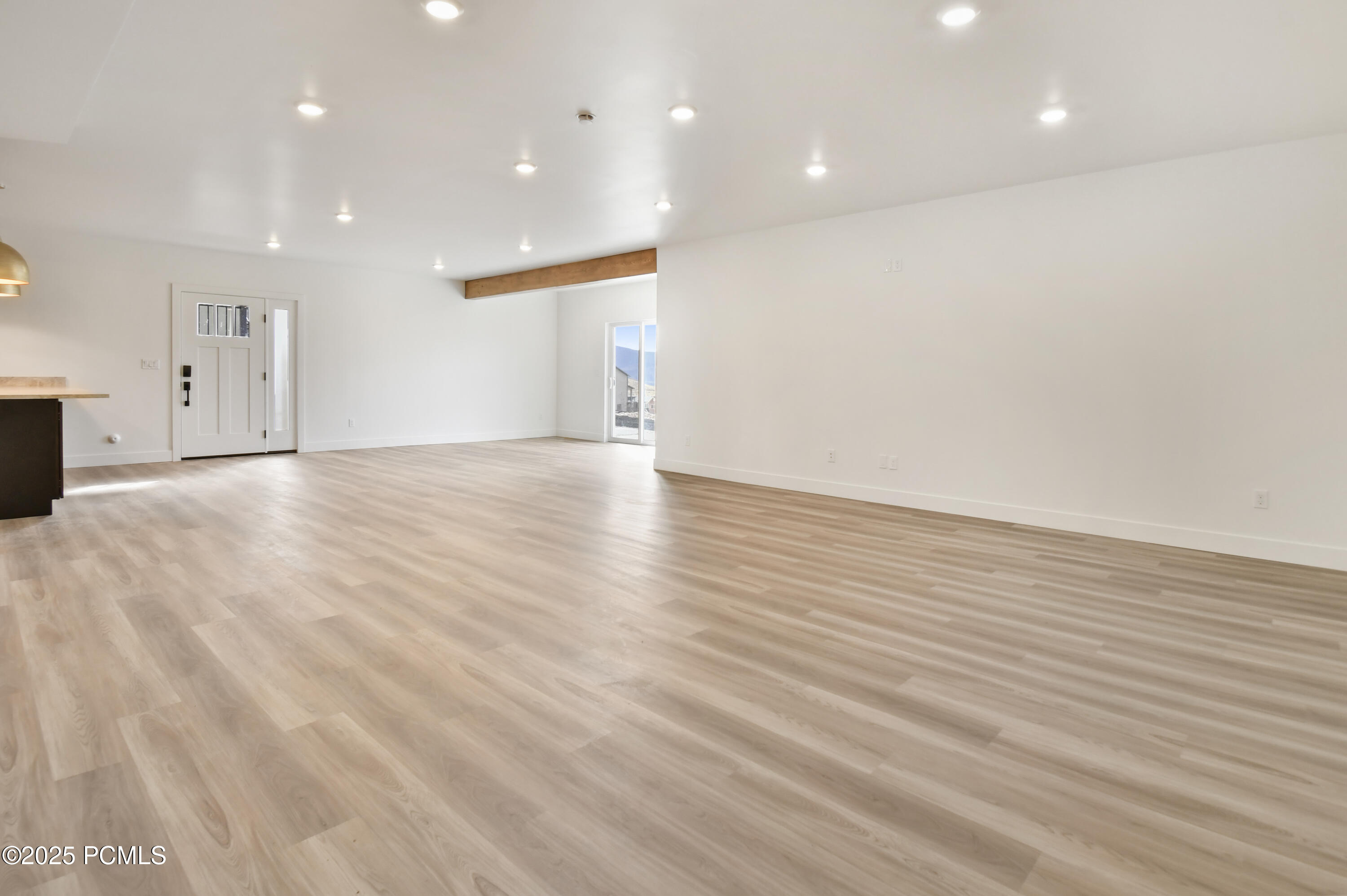 2455 N Meadowside Way