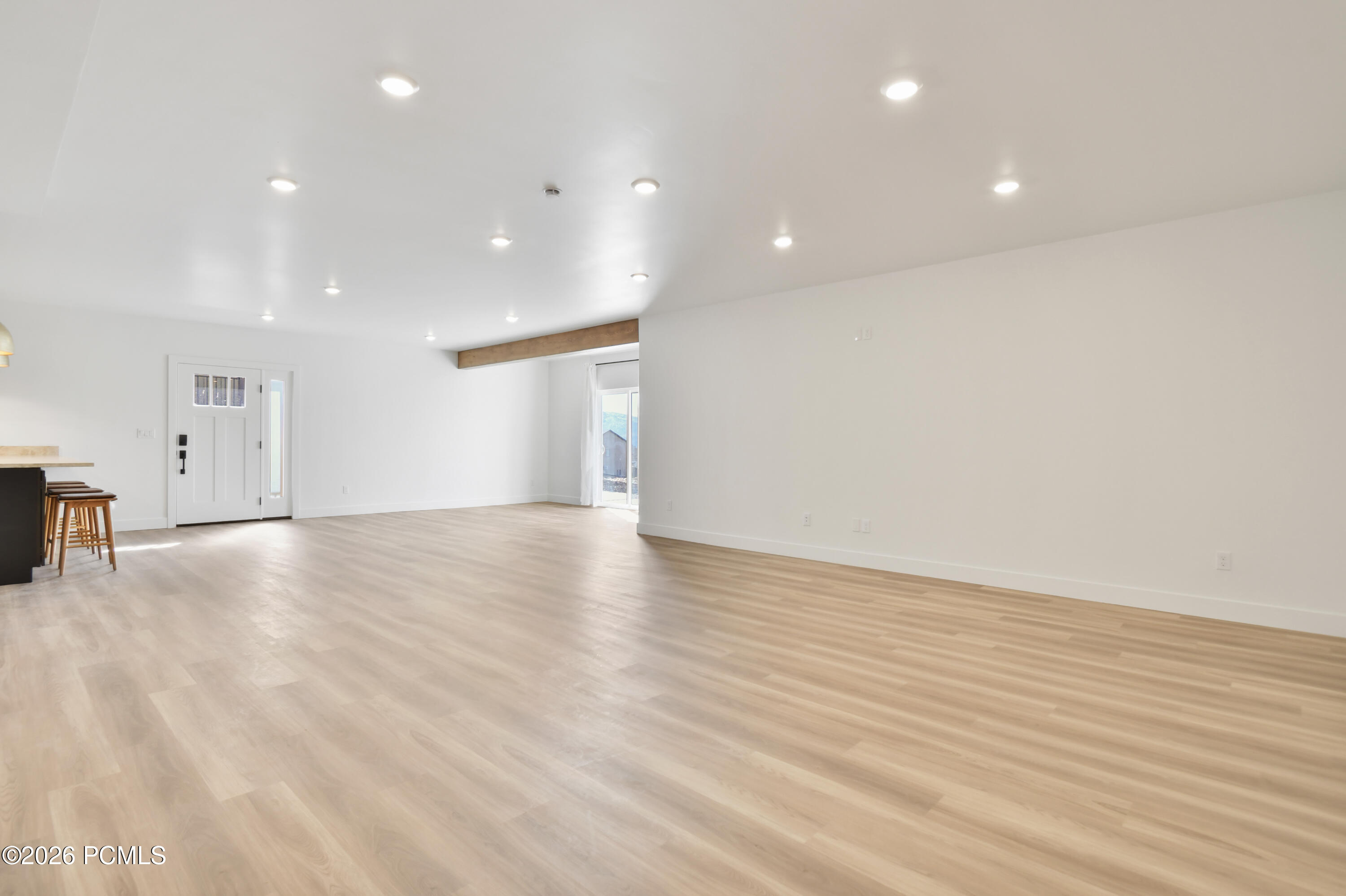 2455 N Meadowside Way