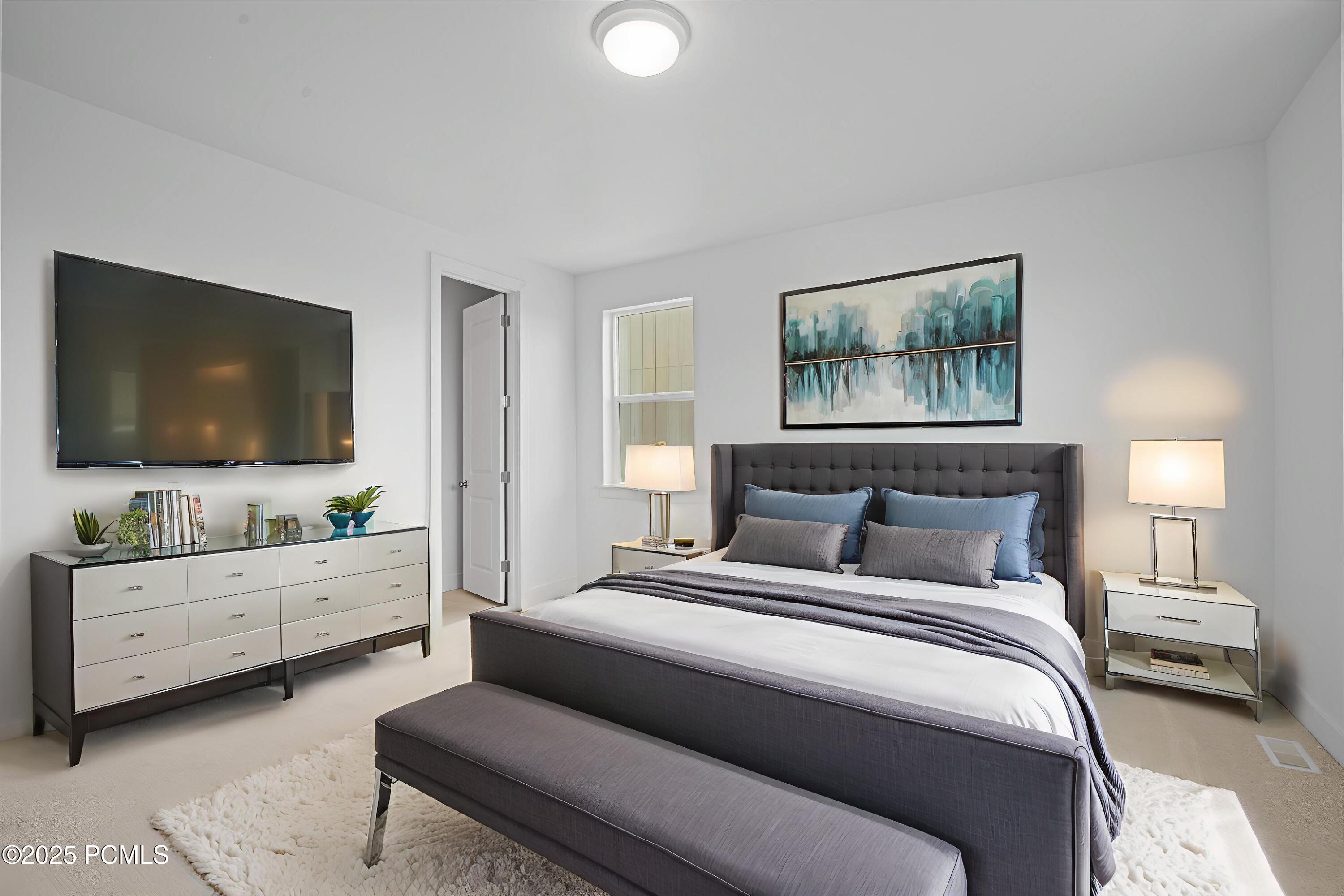 2455 N Meadowside Way