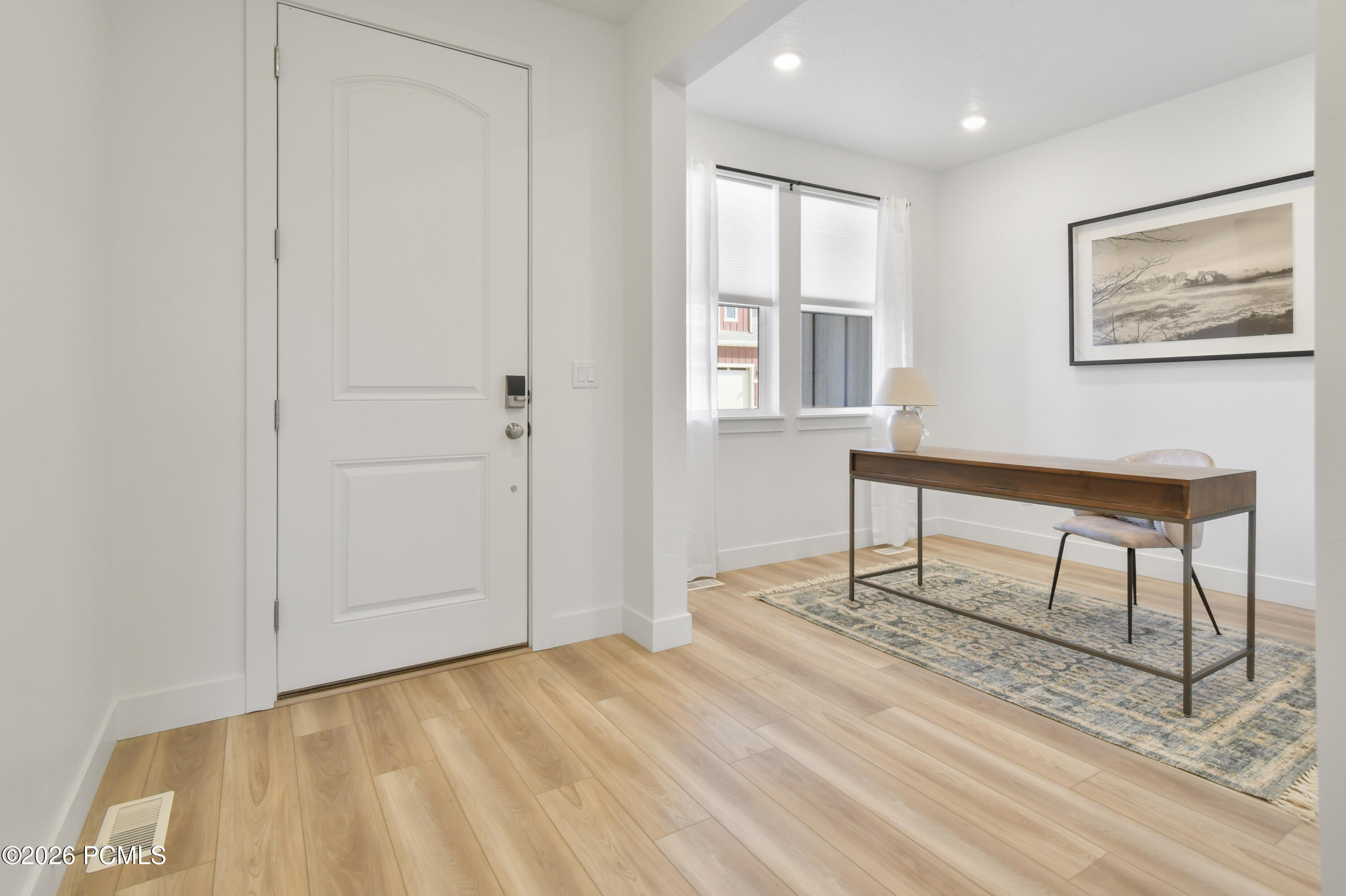 2455 N Meadowside Way