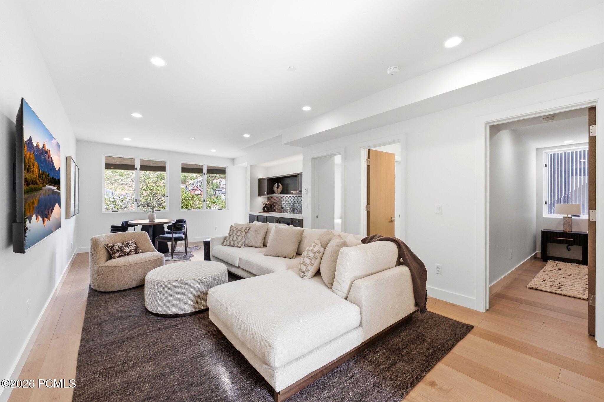 86 Prospect Avenue