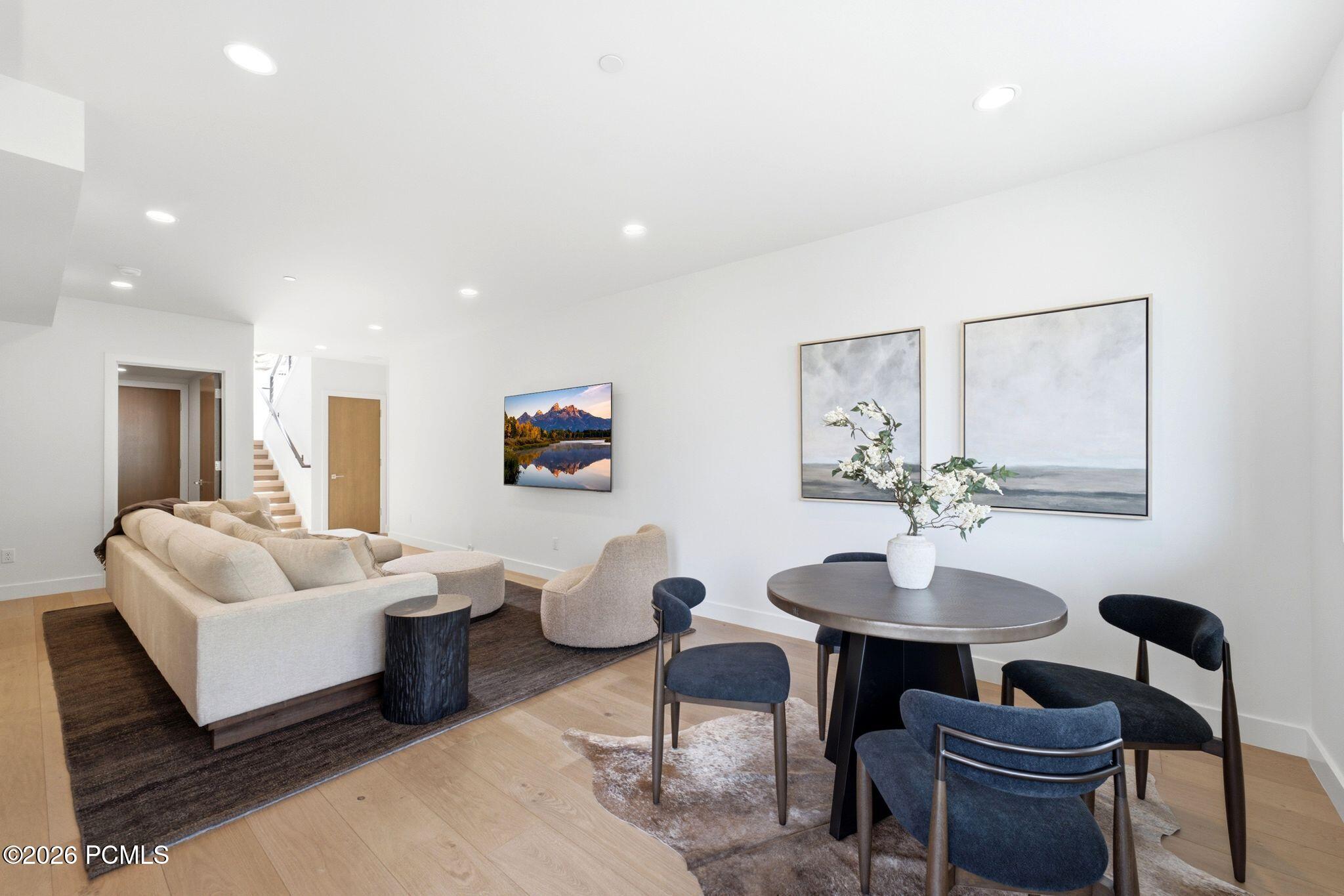86 Prospect Avenue