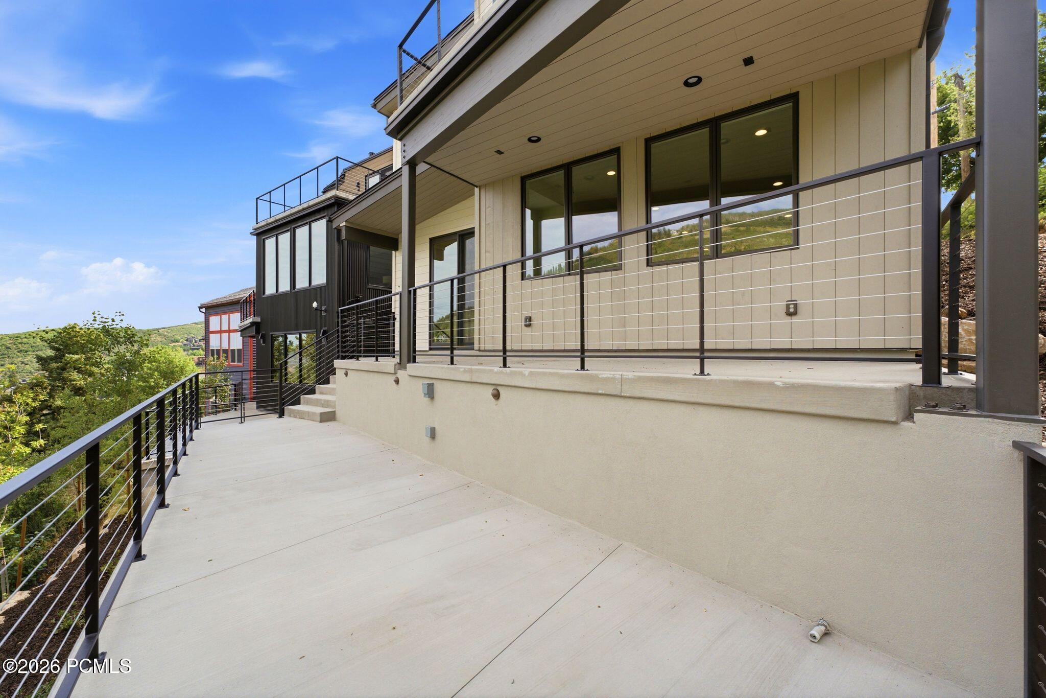 86 Prospect Avenue