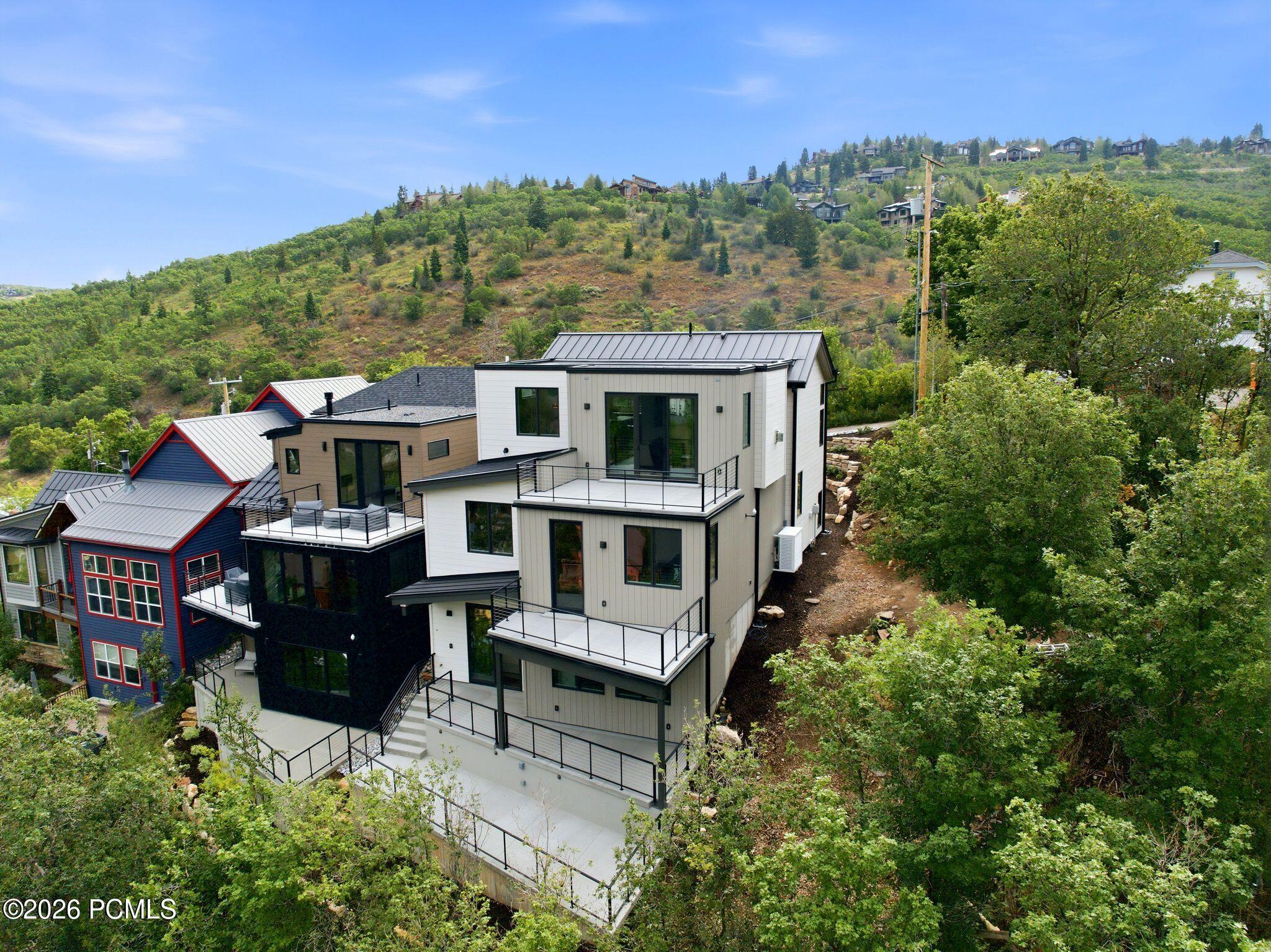 86 Prospect Avenue