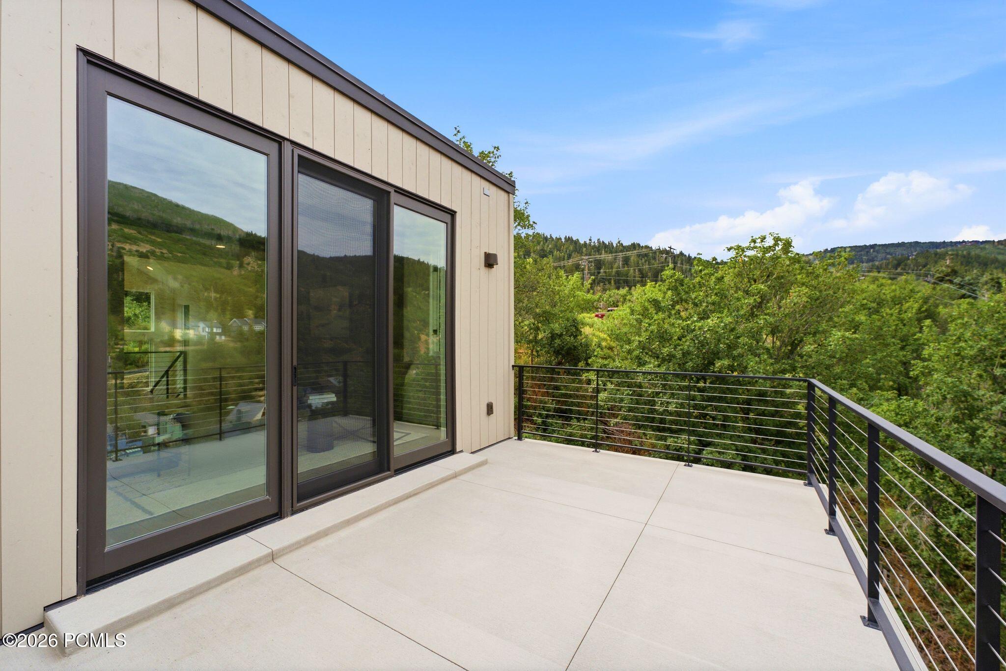 86 Prospect Avenue