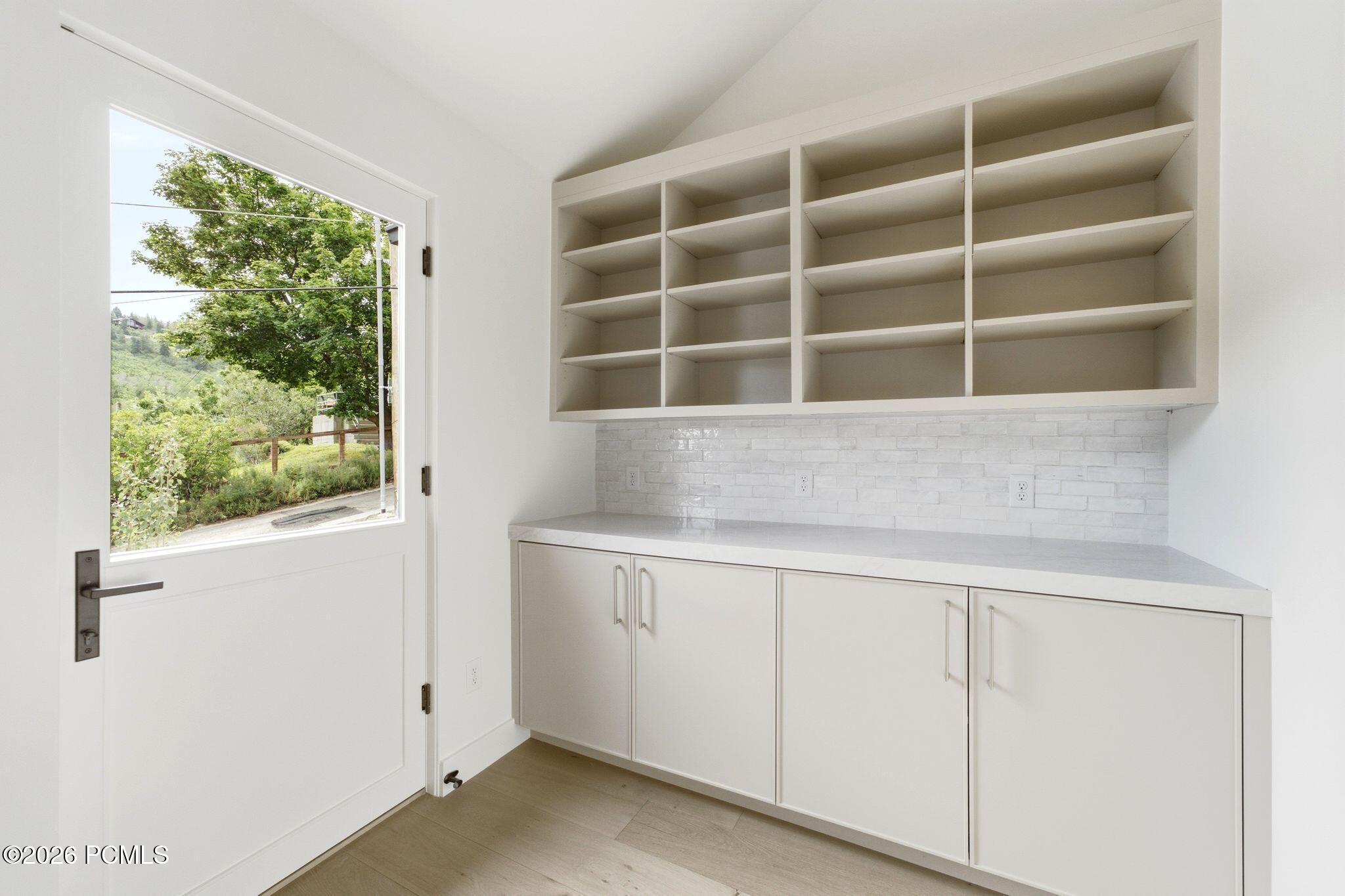 86 Prospect Avenue