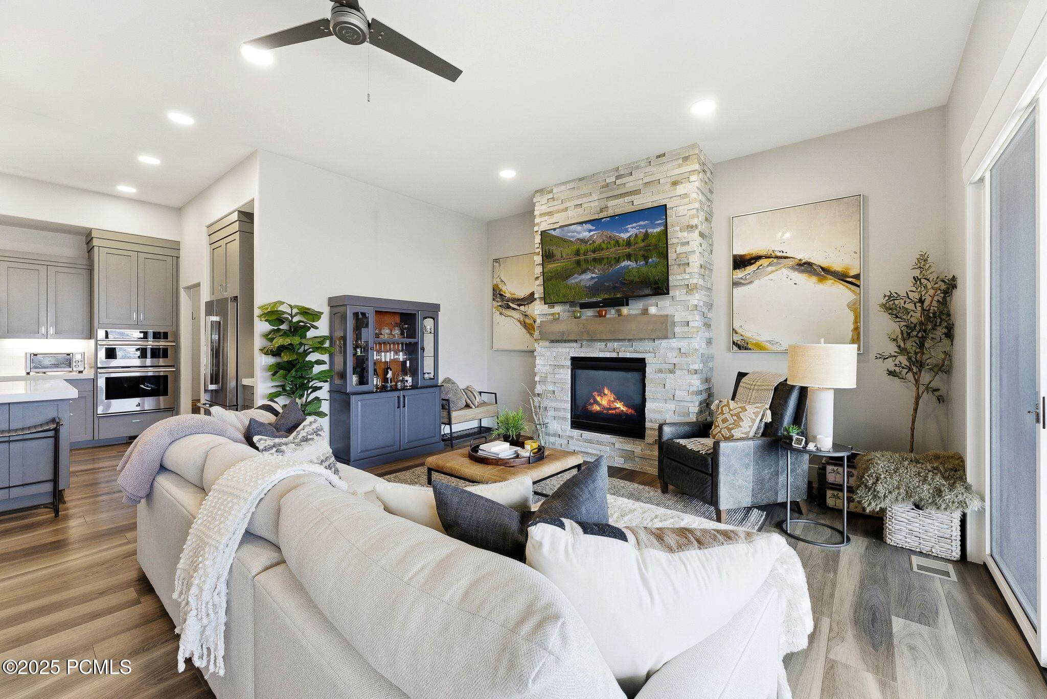 11525 N Upside Drive