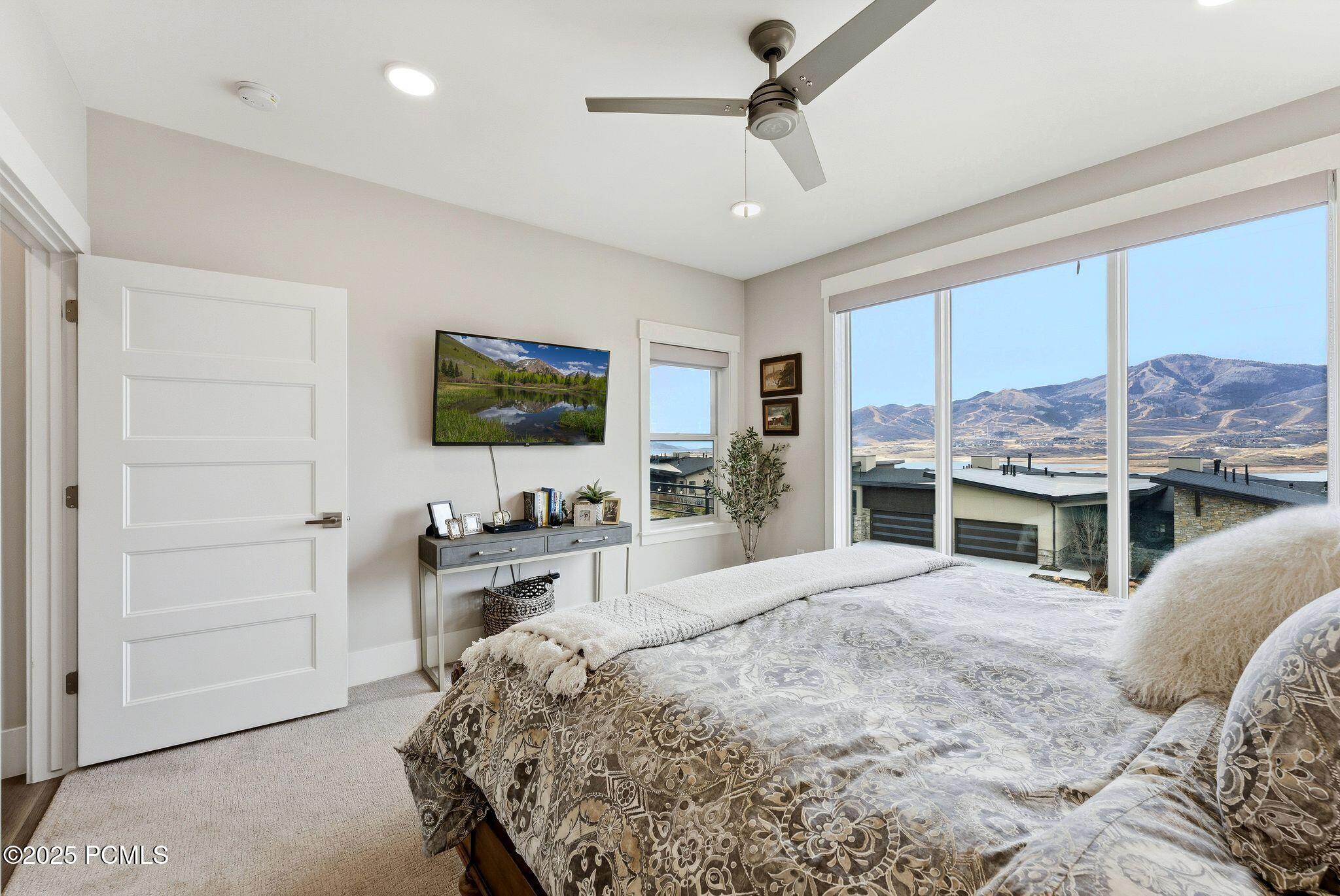 11525 N Upside Drive