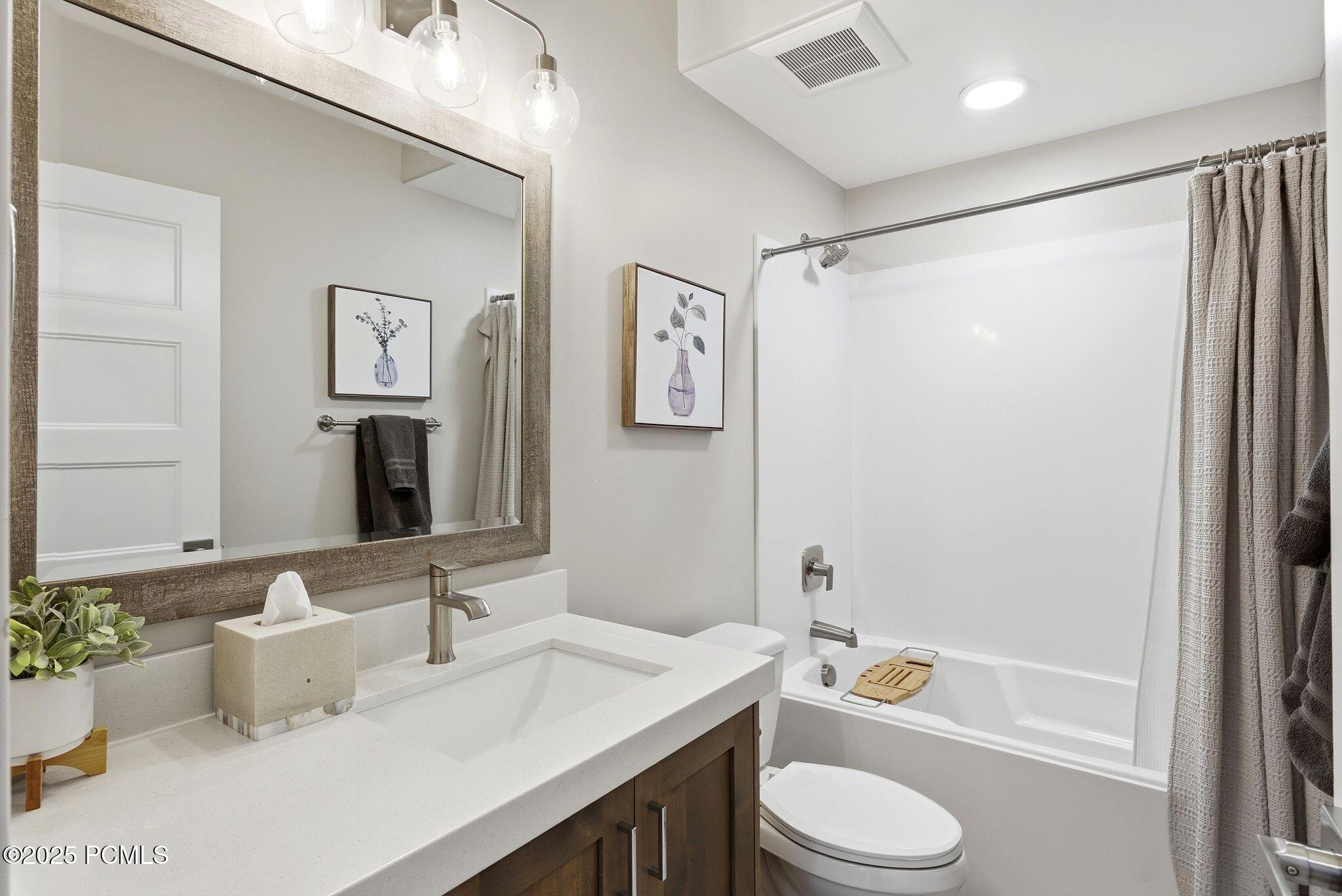 11525 N Upside Drive