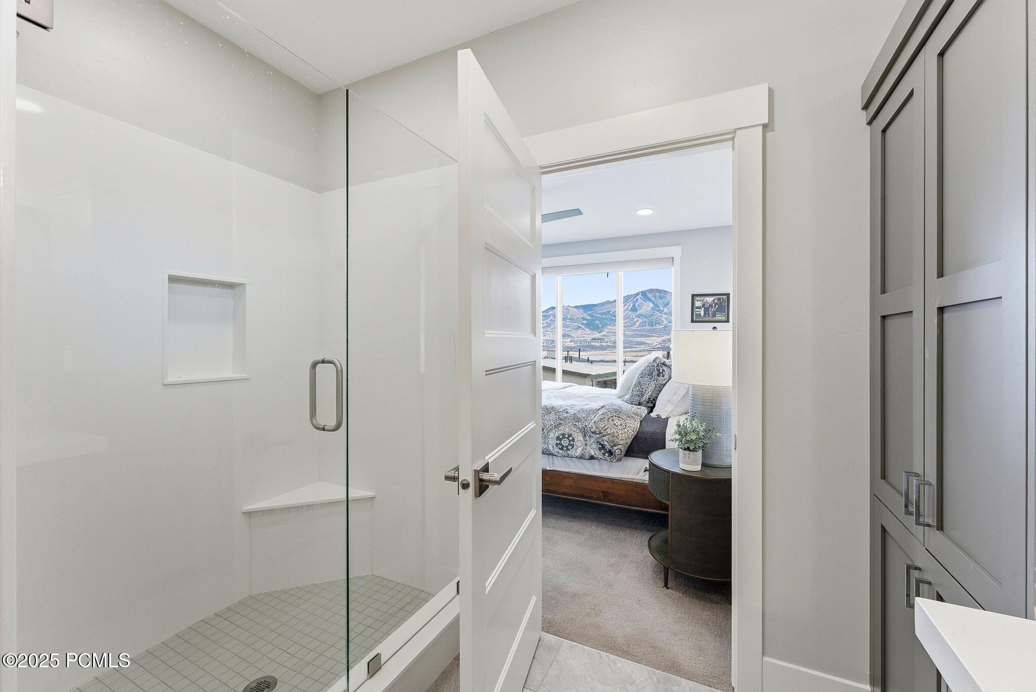 11525 N Upside Drive