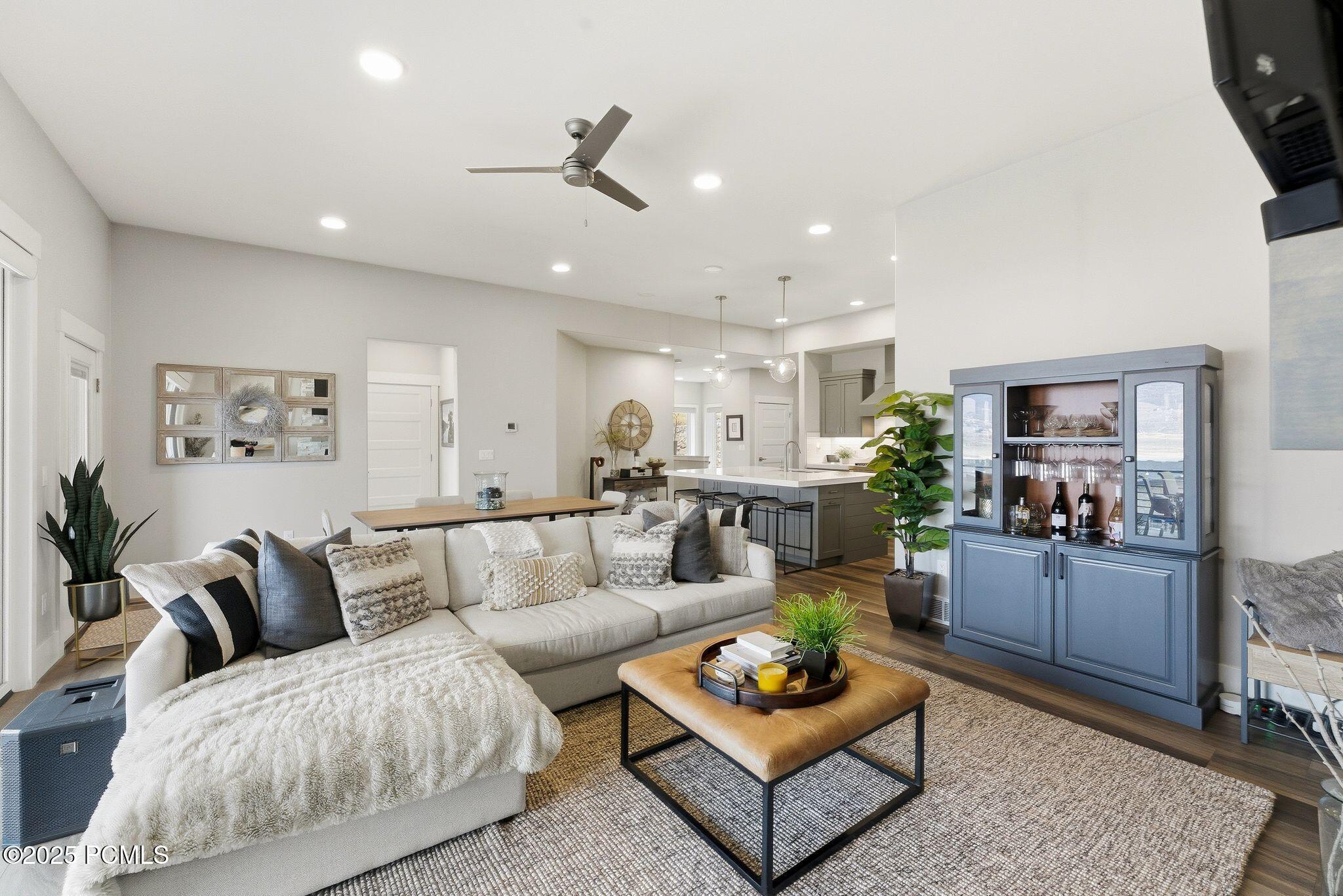 11525 N Upside Drive