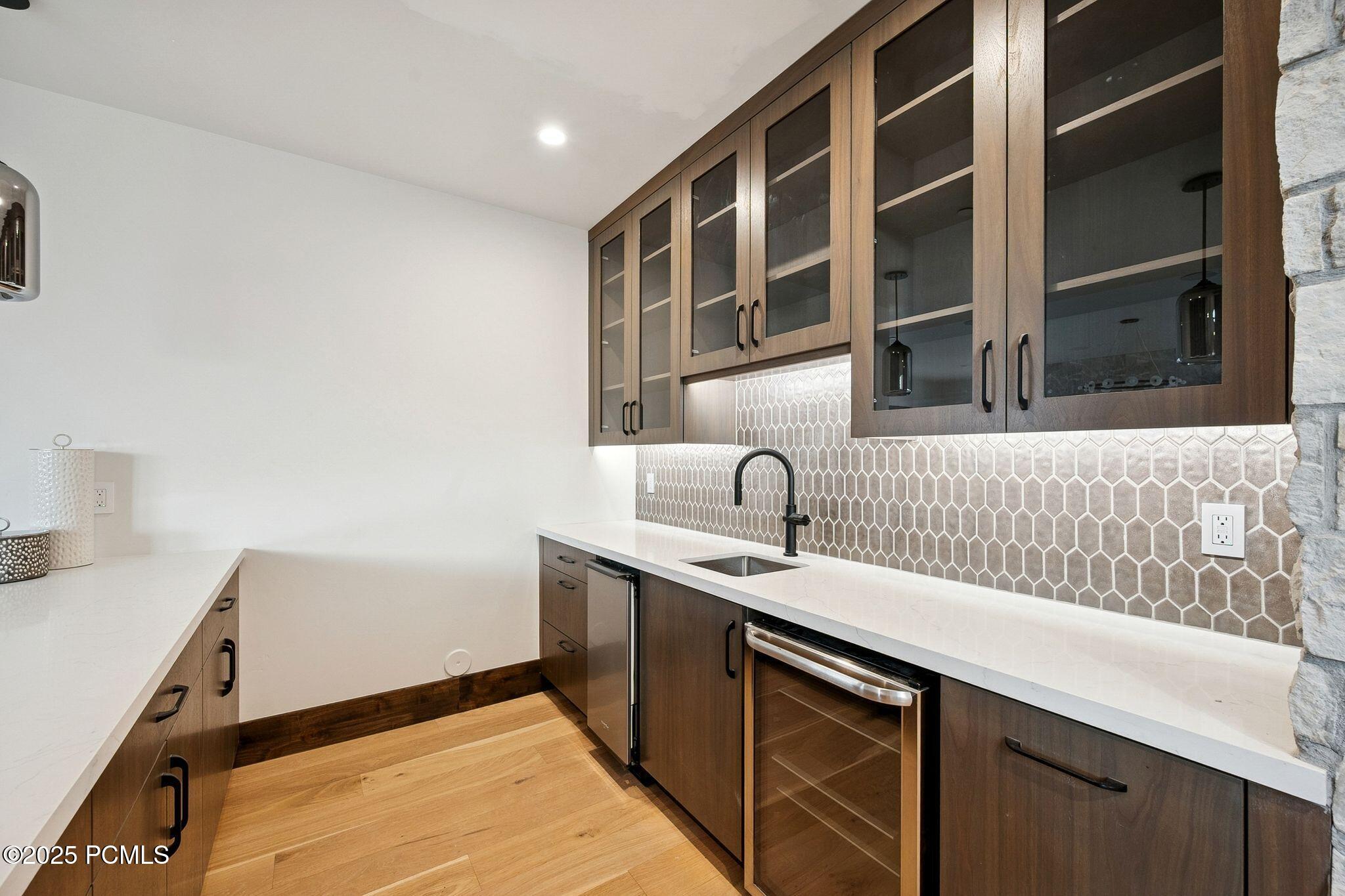 2005 Lookout Peak Circle