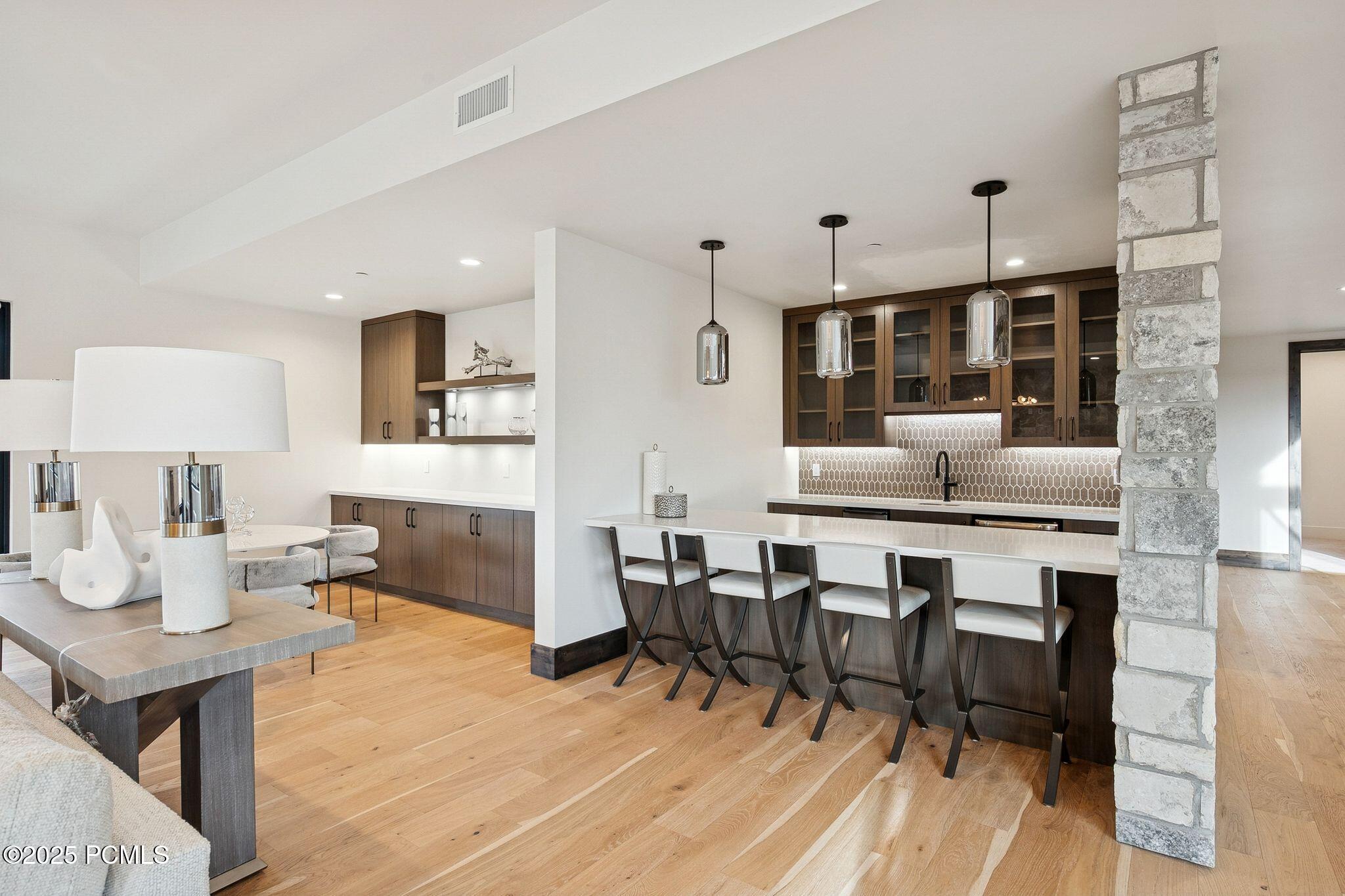 2005 Lookout Peak Circle