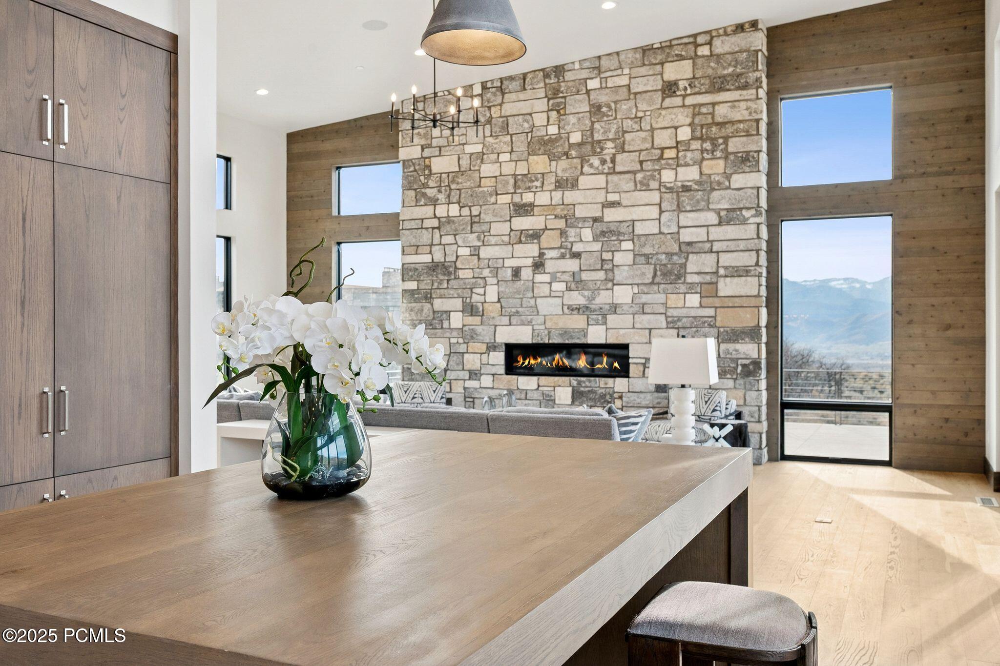 2005 Lookout Peak Circle