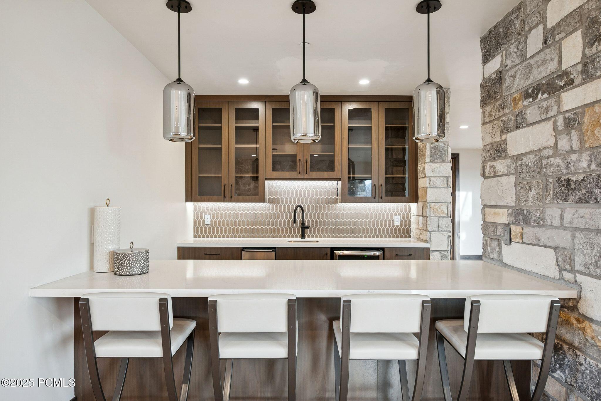 2005 Lookout Peak Circle