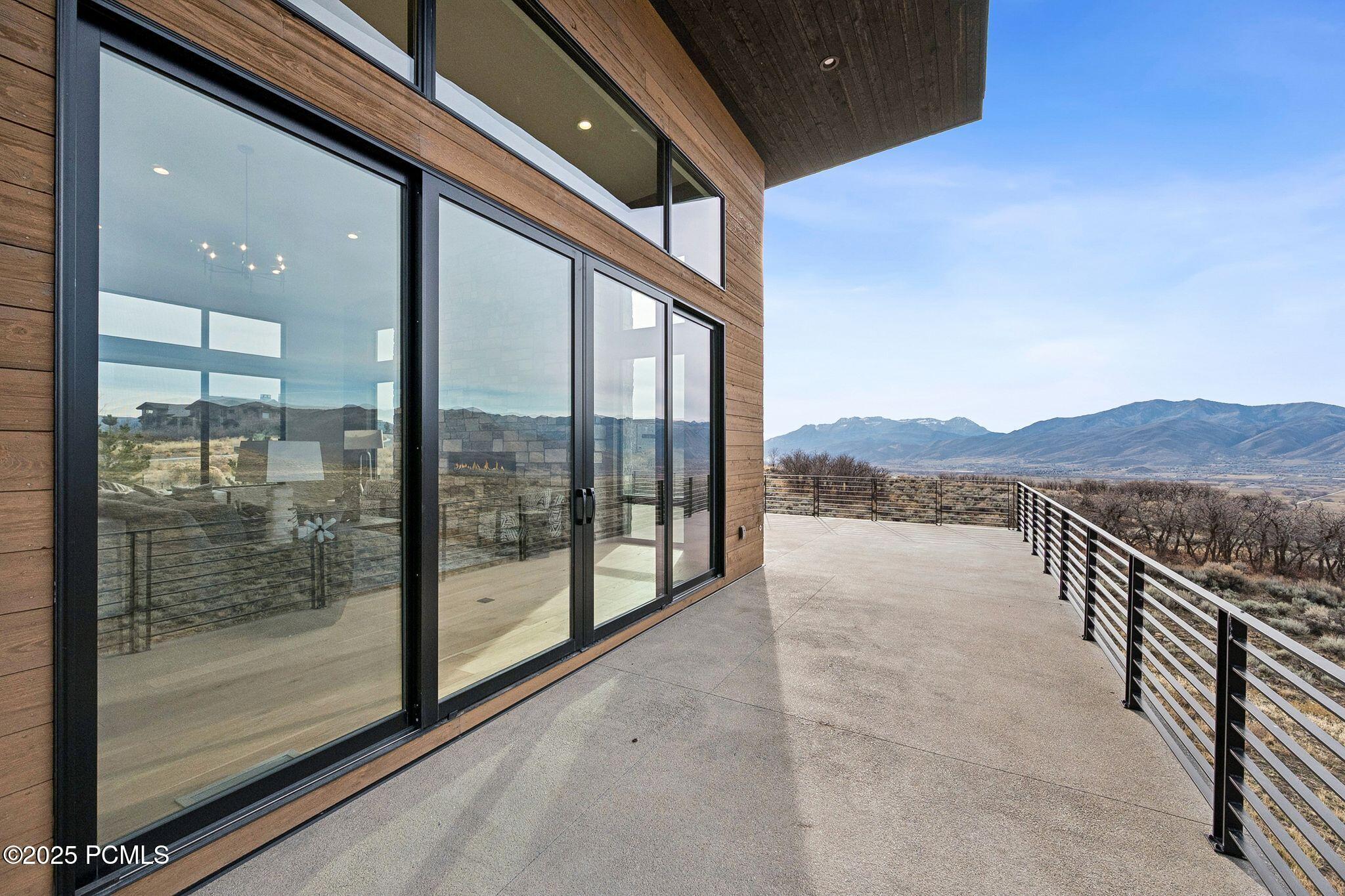 2005 Lookout Peak Circle