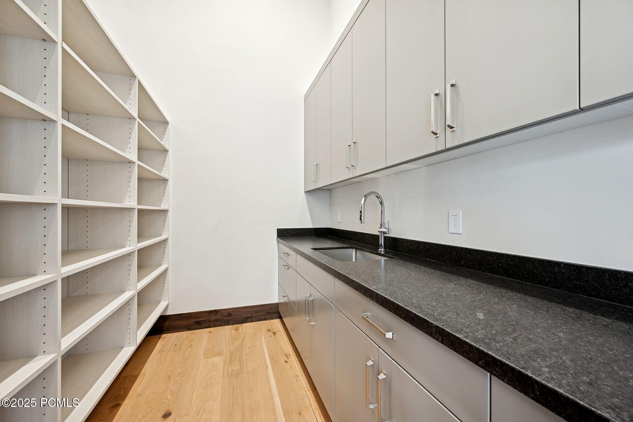 2005 Lookout Peak Circle