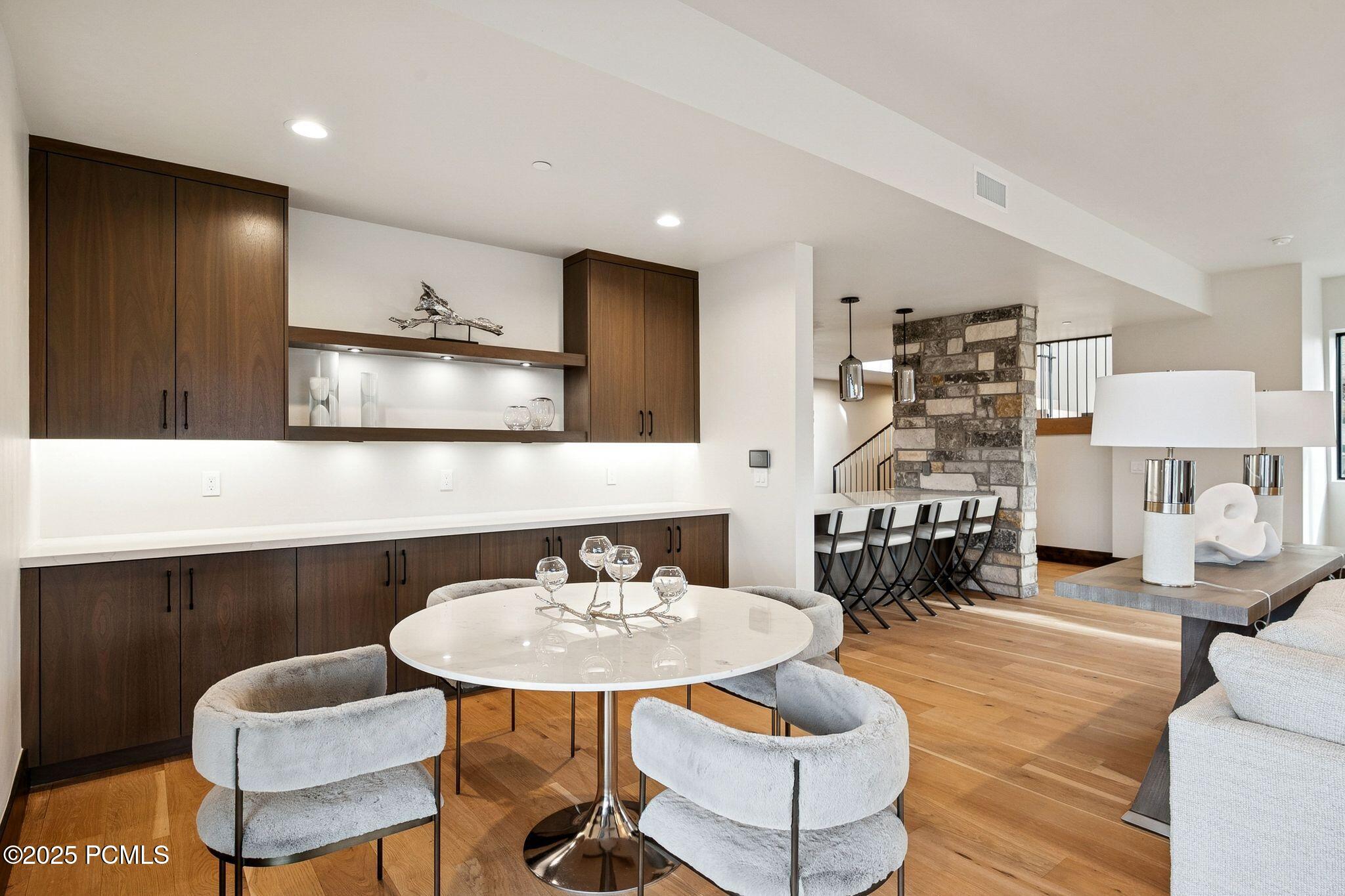 2005 Lookout Peak Circle