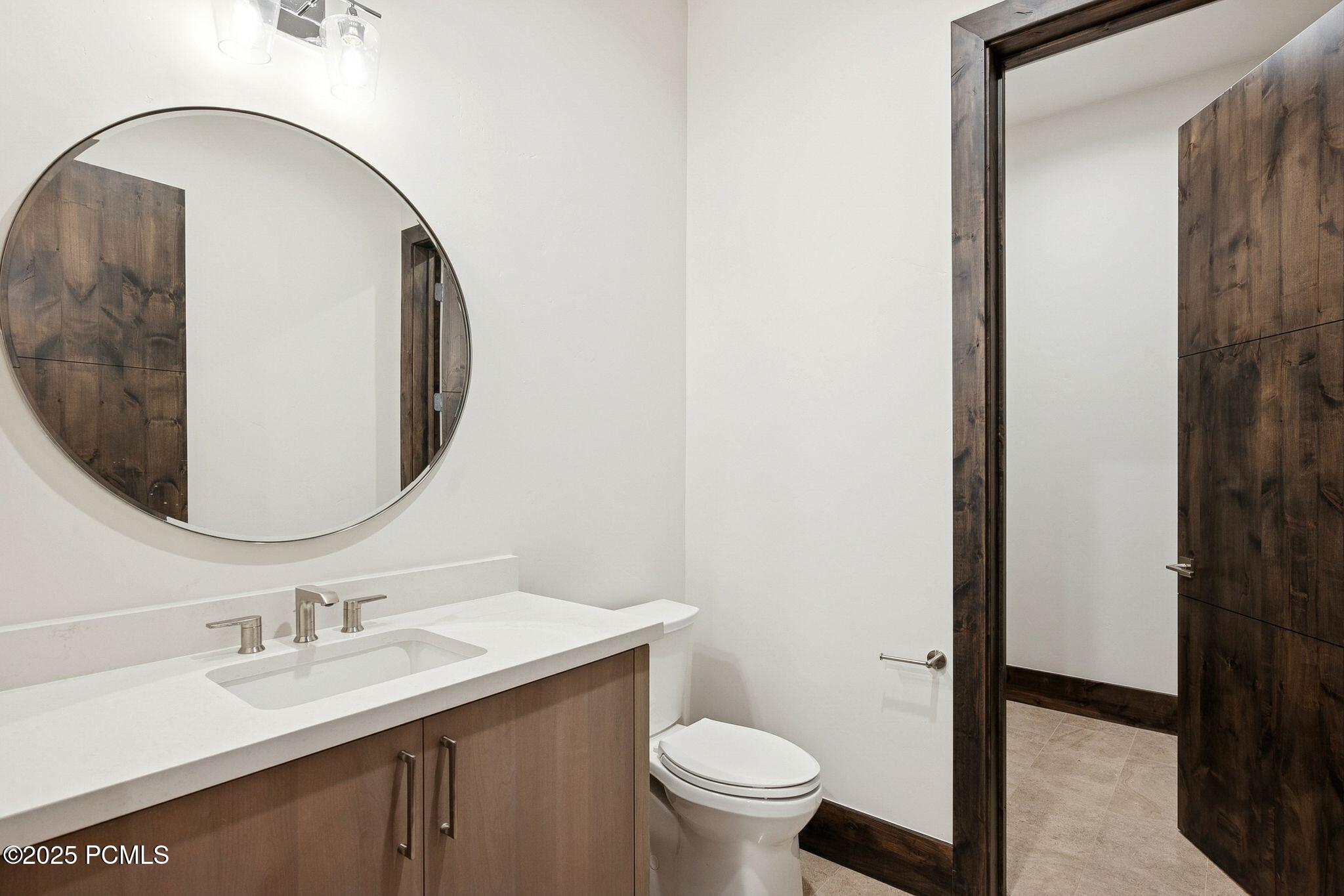 2005 Lookout Peak Circle